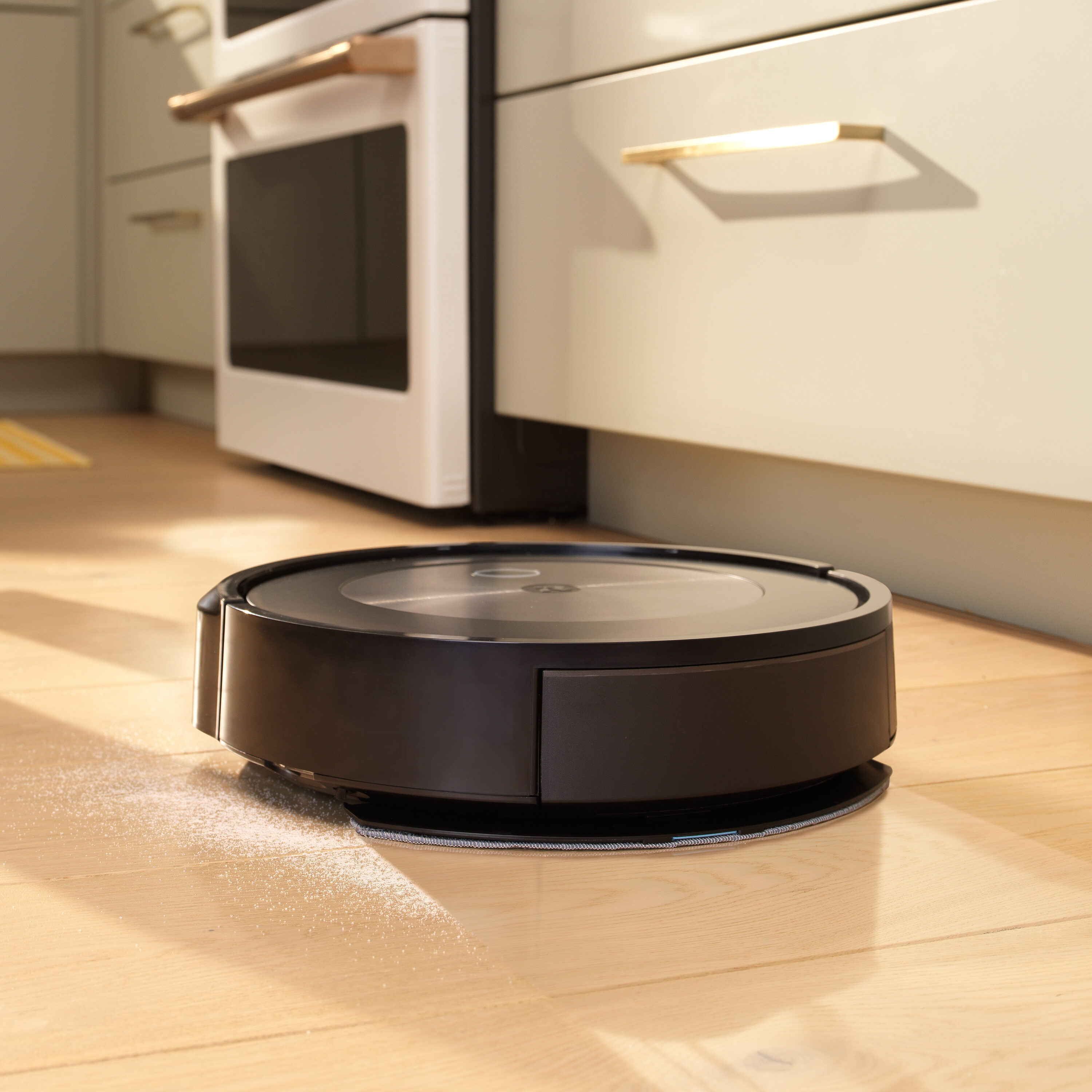 iRobot J557020 Robotic-Vacuums - View #8