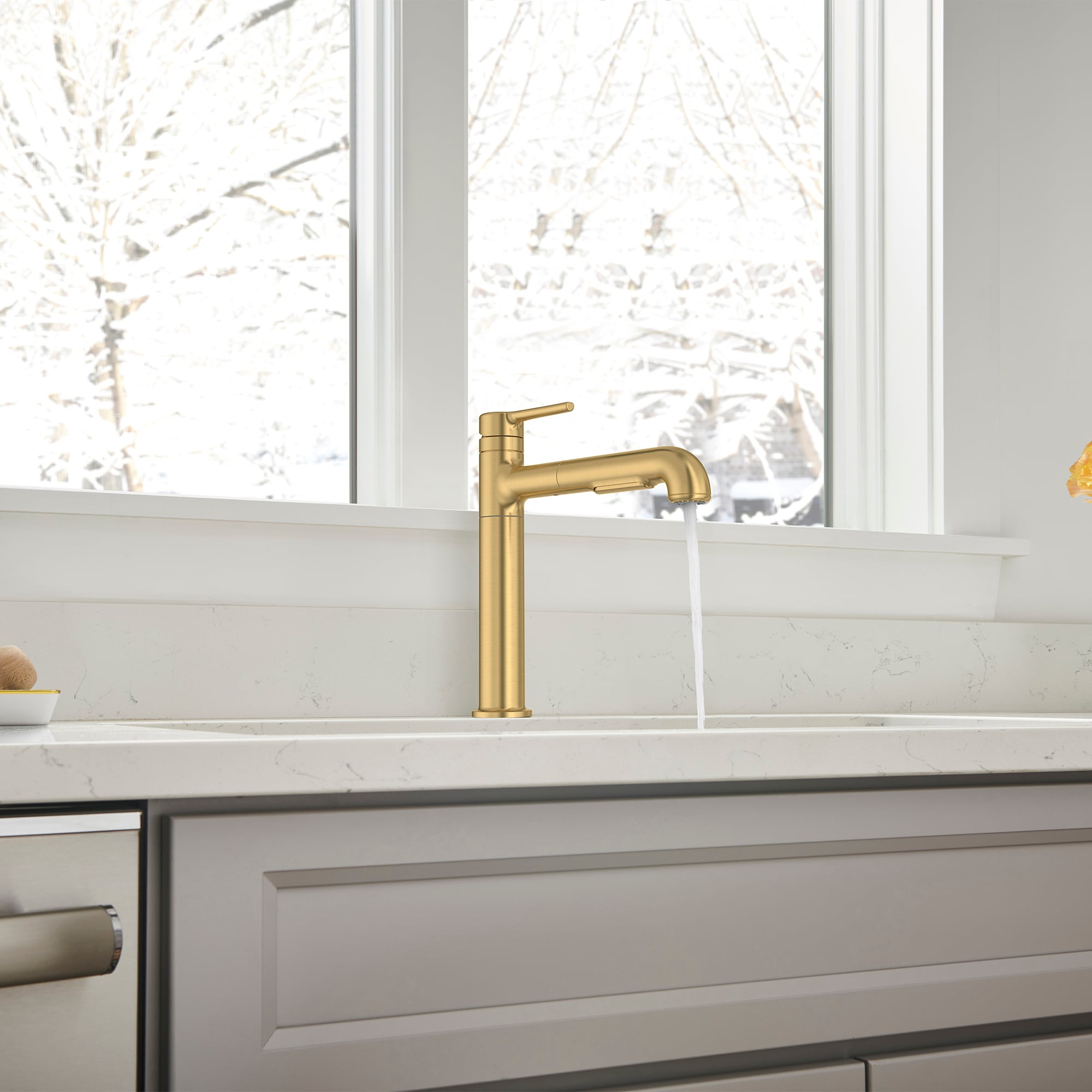 Matte Gold Pull-Out Spray Kitchen Faucet