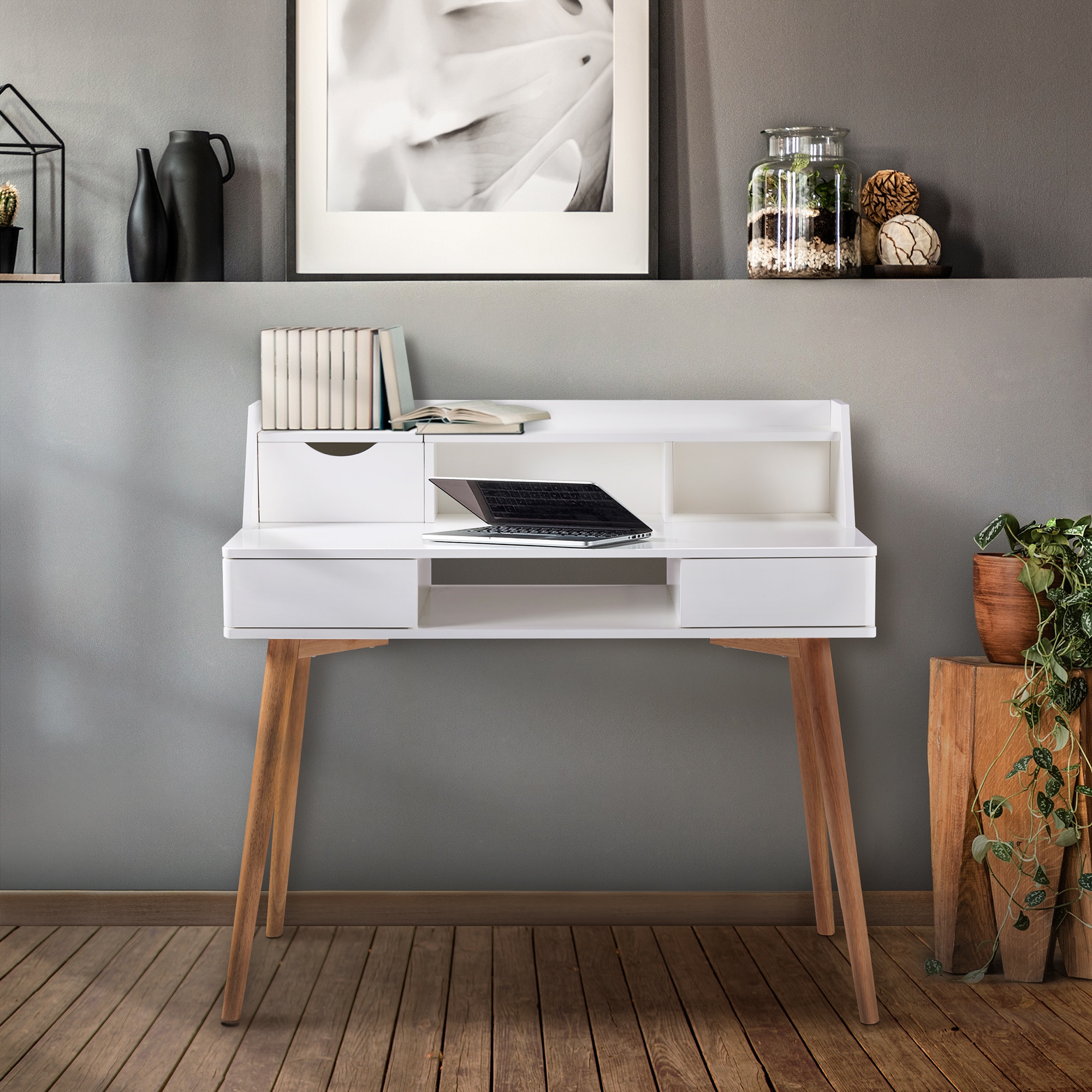 Teamson Home Creative 40-in White Modern/Contemporary Writing Desk