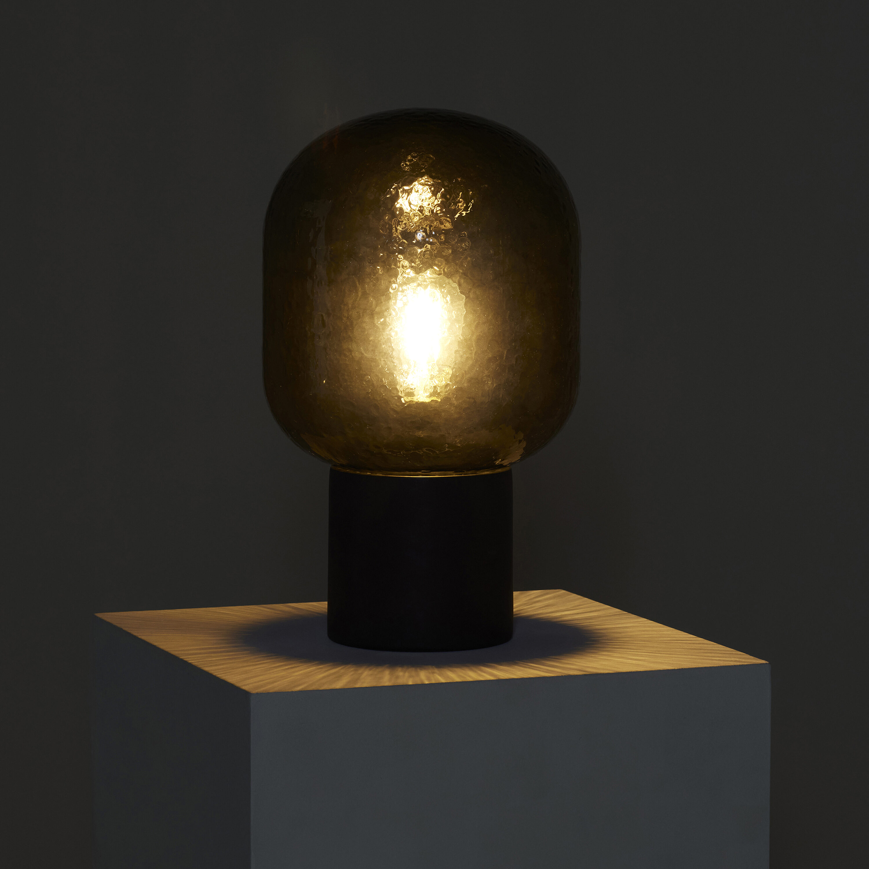 Brightech TL-BRCE Table-Lamps - View #2