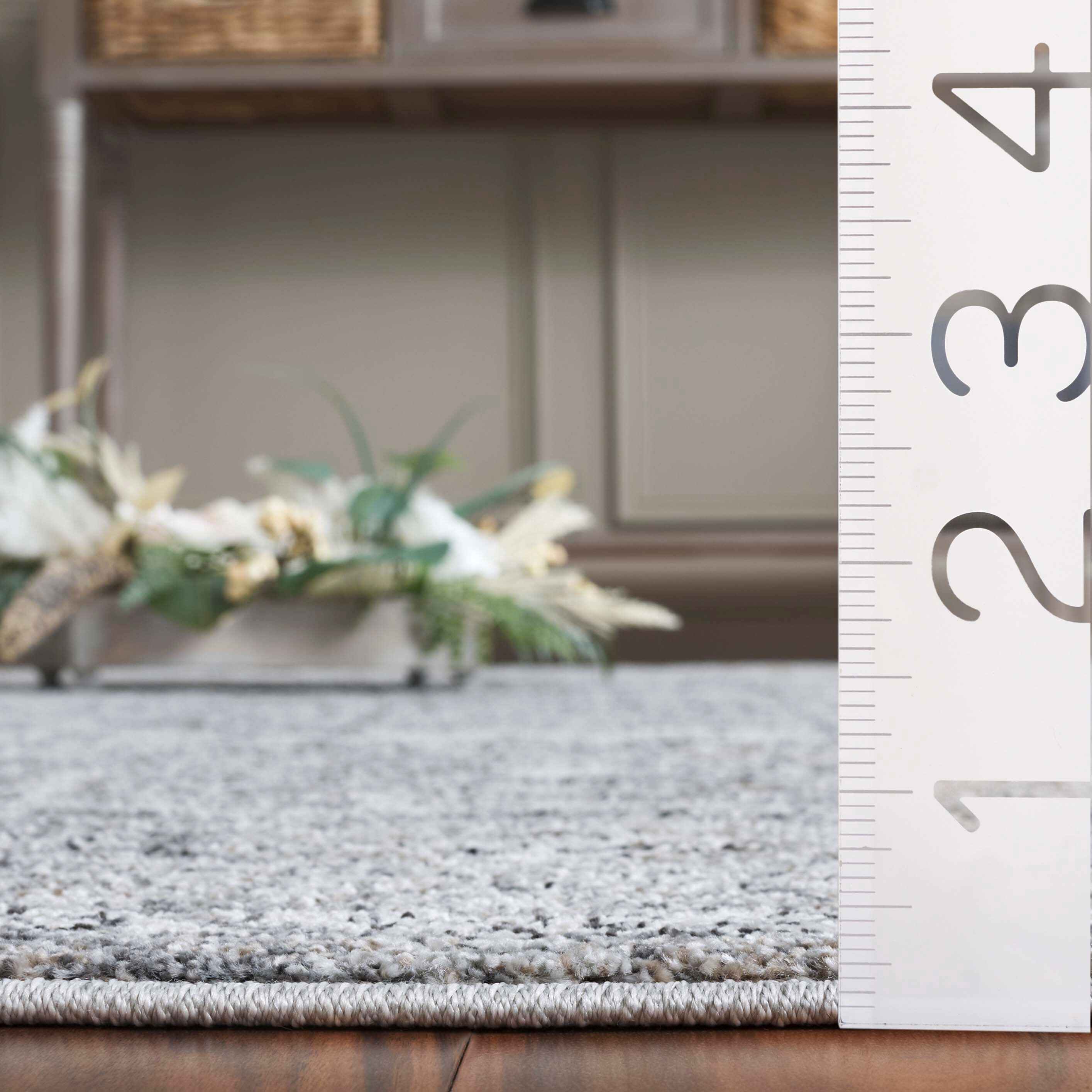 Safavieh VTA206F-7SQ rugs - View #3