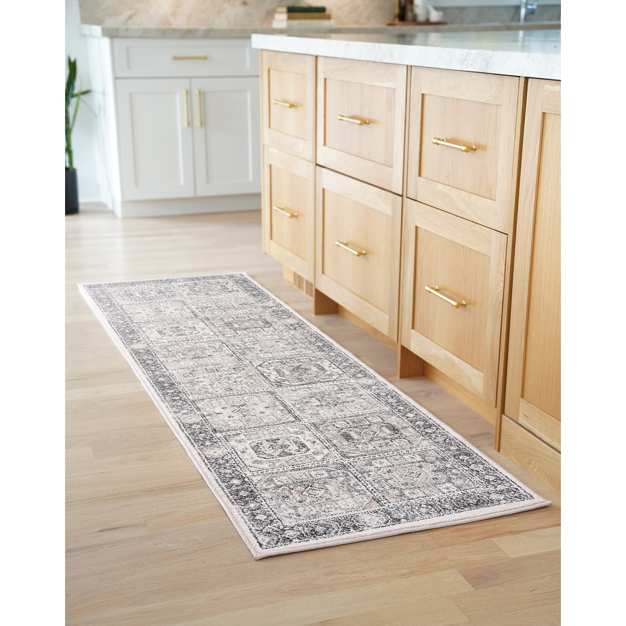 Tayse MGC1109 2X8 2 x 8 (ft) Gray Rectangular Indoor Floral/Botanical Oriental Pet Friendly Area rug