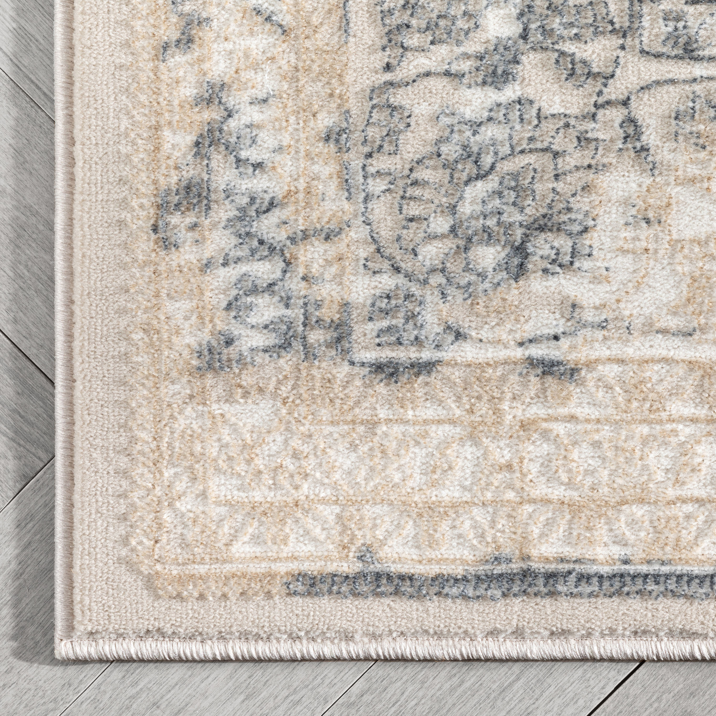 Cairo Gemma Ivory 5' x 7' Easy-Care Synthetic Medallion Rug