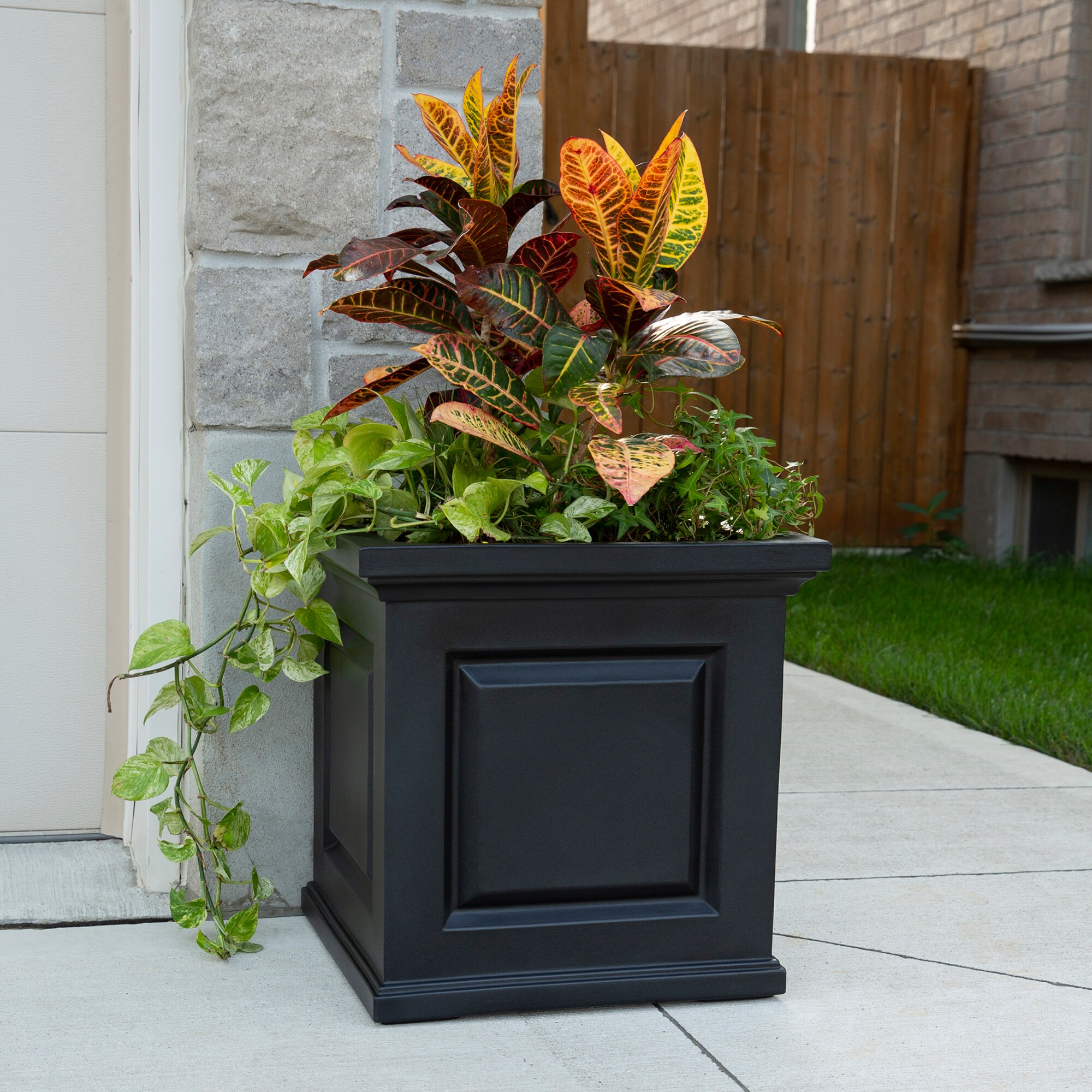 Mayne 4846-B Planter-Window-Box - View #8