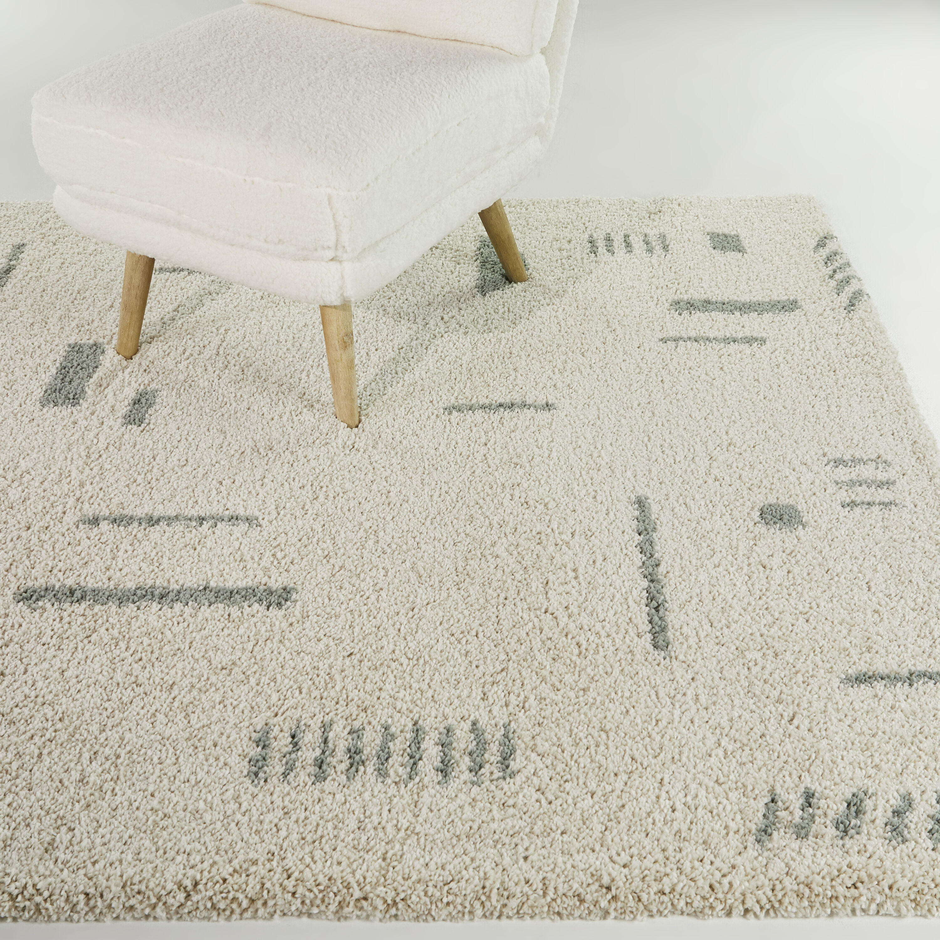 Balta 3106414 Rupa 4 x 6 (ft) Loomed Polypropylene Sage Rectangular Indoor Geometric Area rug