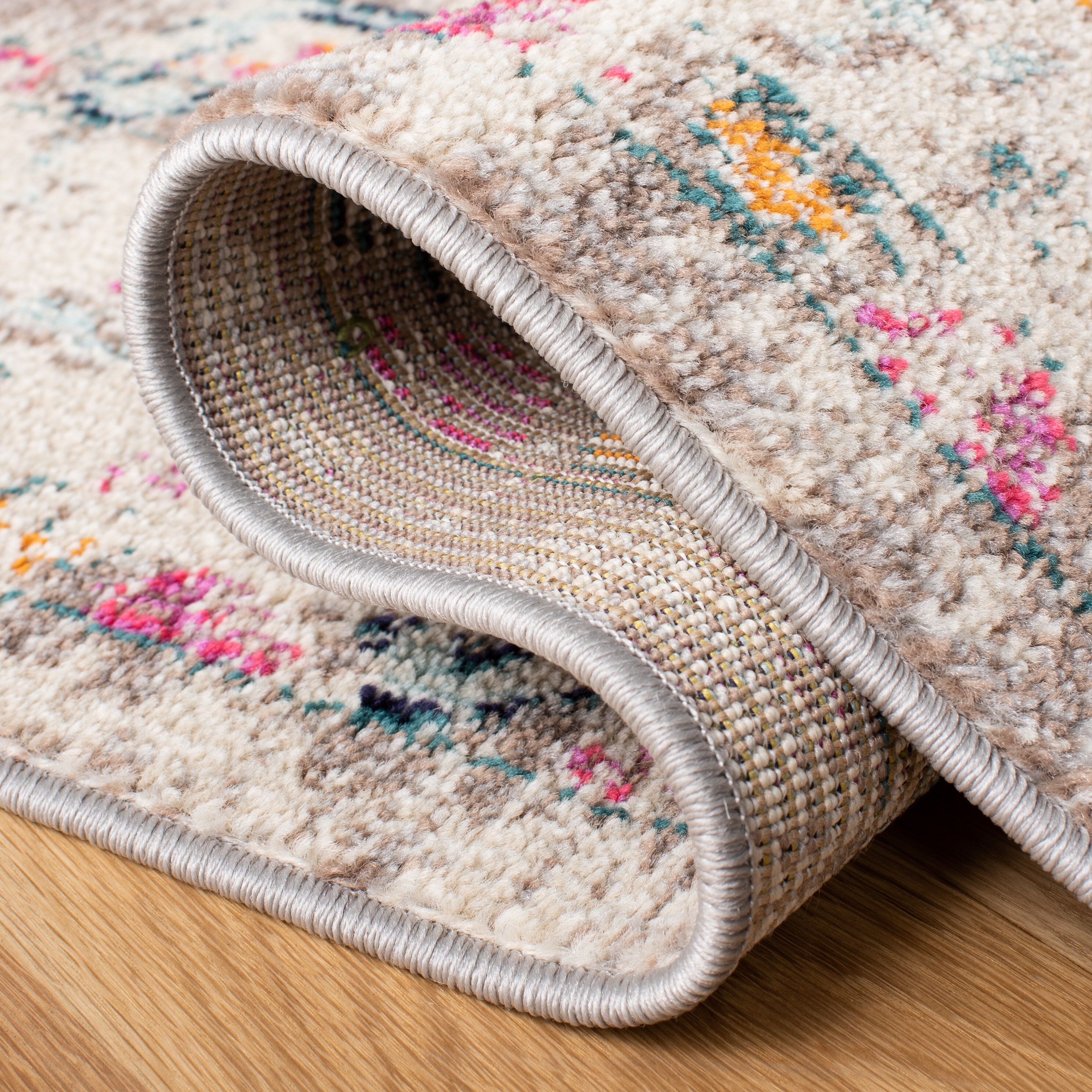 Safavieh MAD468E-7SQ rugs - View #5