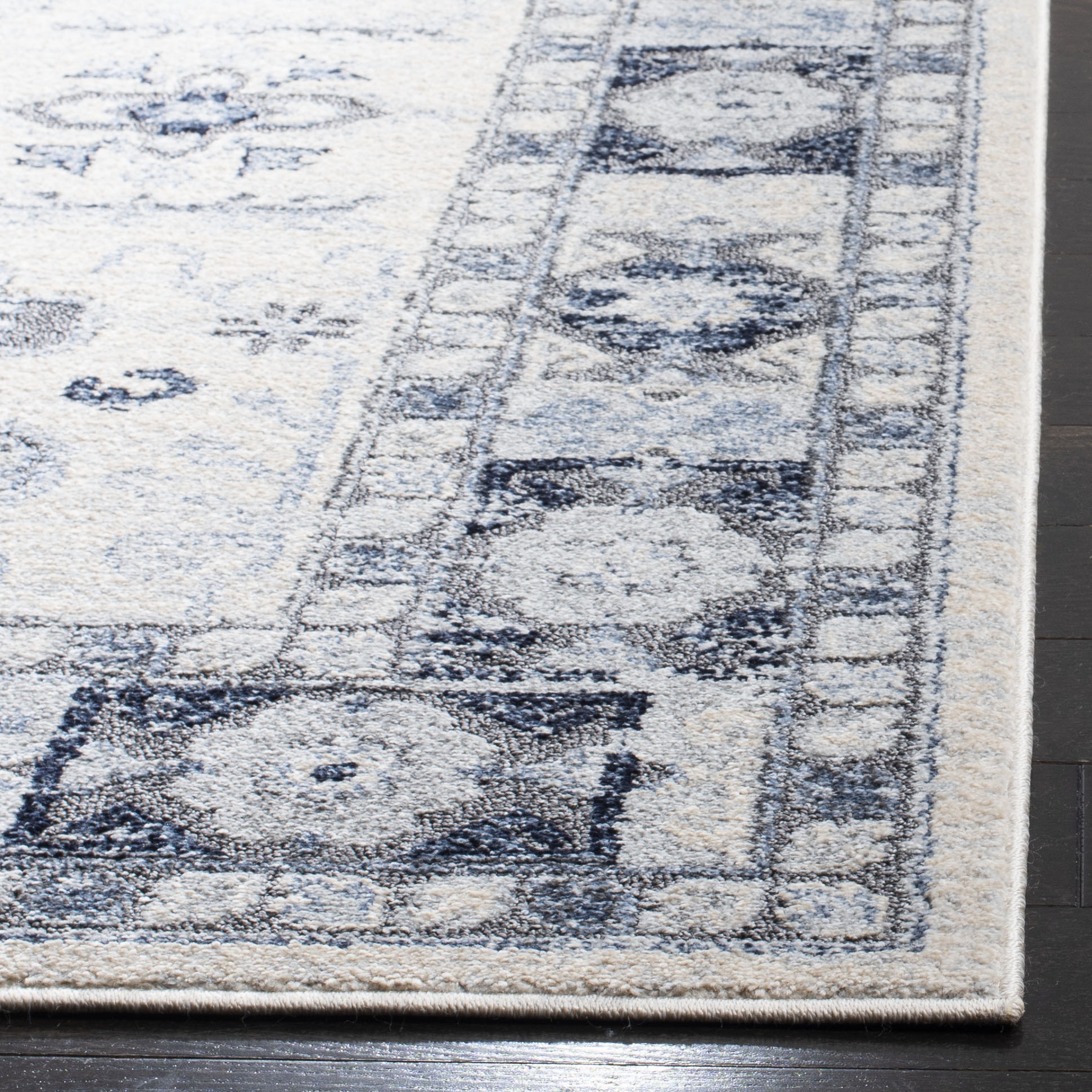 Safavieh HBR144C-5 rugs - View #3