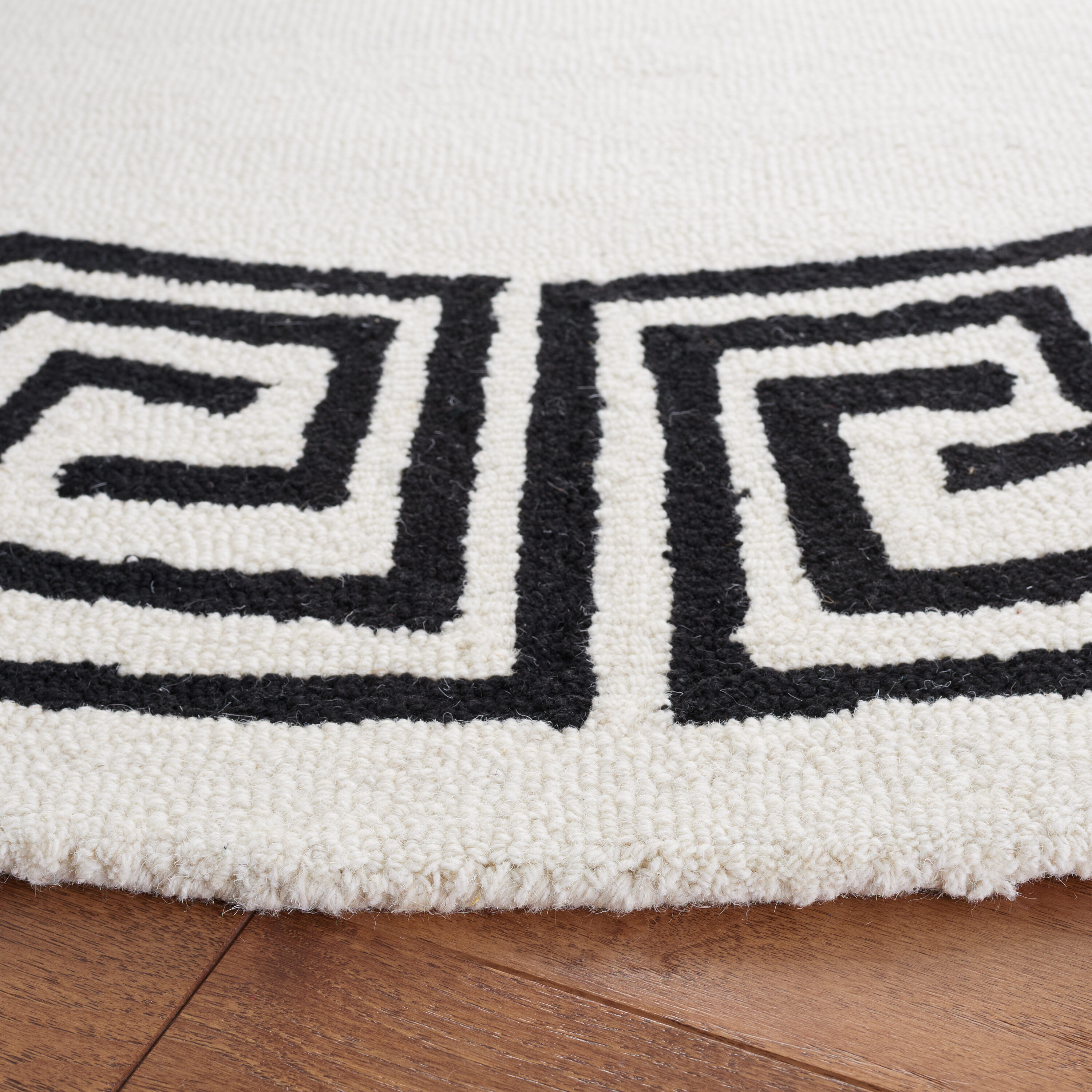 Safavieh MET275Z-6R rugs - View #3