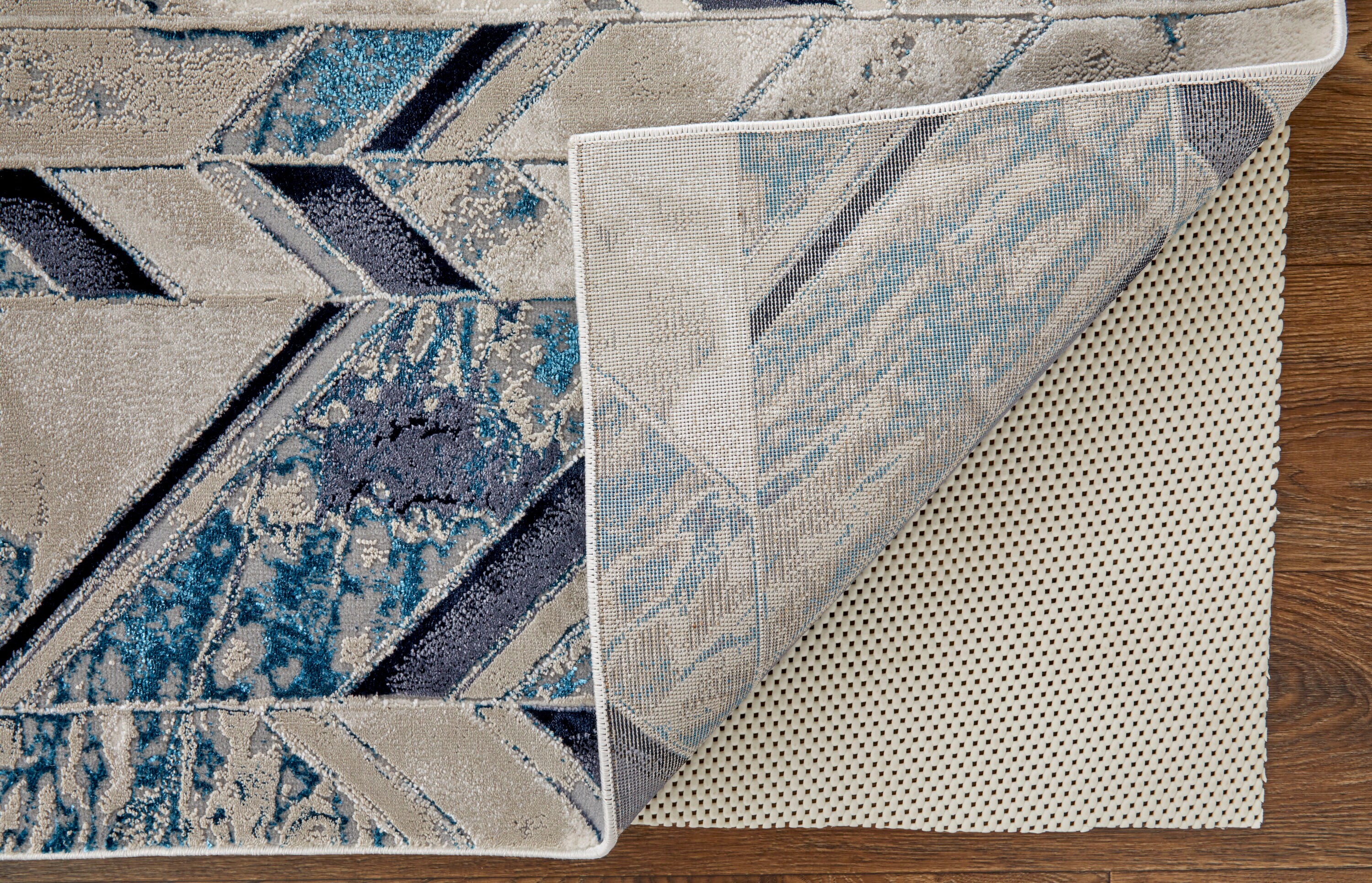 Blue and Gray Geometric Synthetic 4' x 6' Area Rug