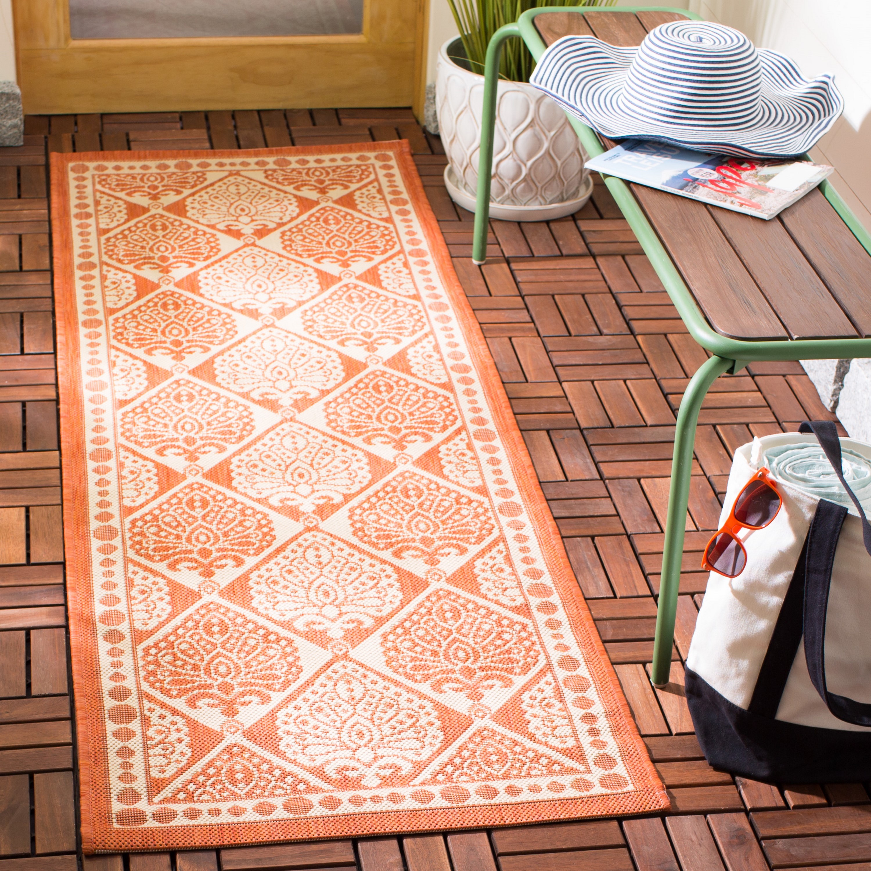 Safavieh CY5149A-27 Courtyard Teardrop 2 x 7 (ft) Loomed Polypropylene Rust/Sand Rectangular Indoor/Outdoor Damask Runner rug