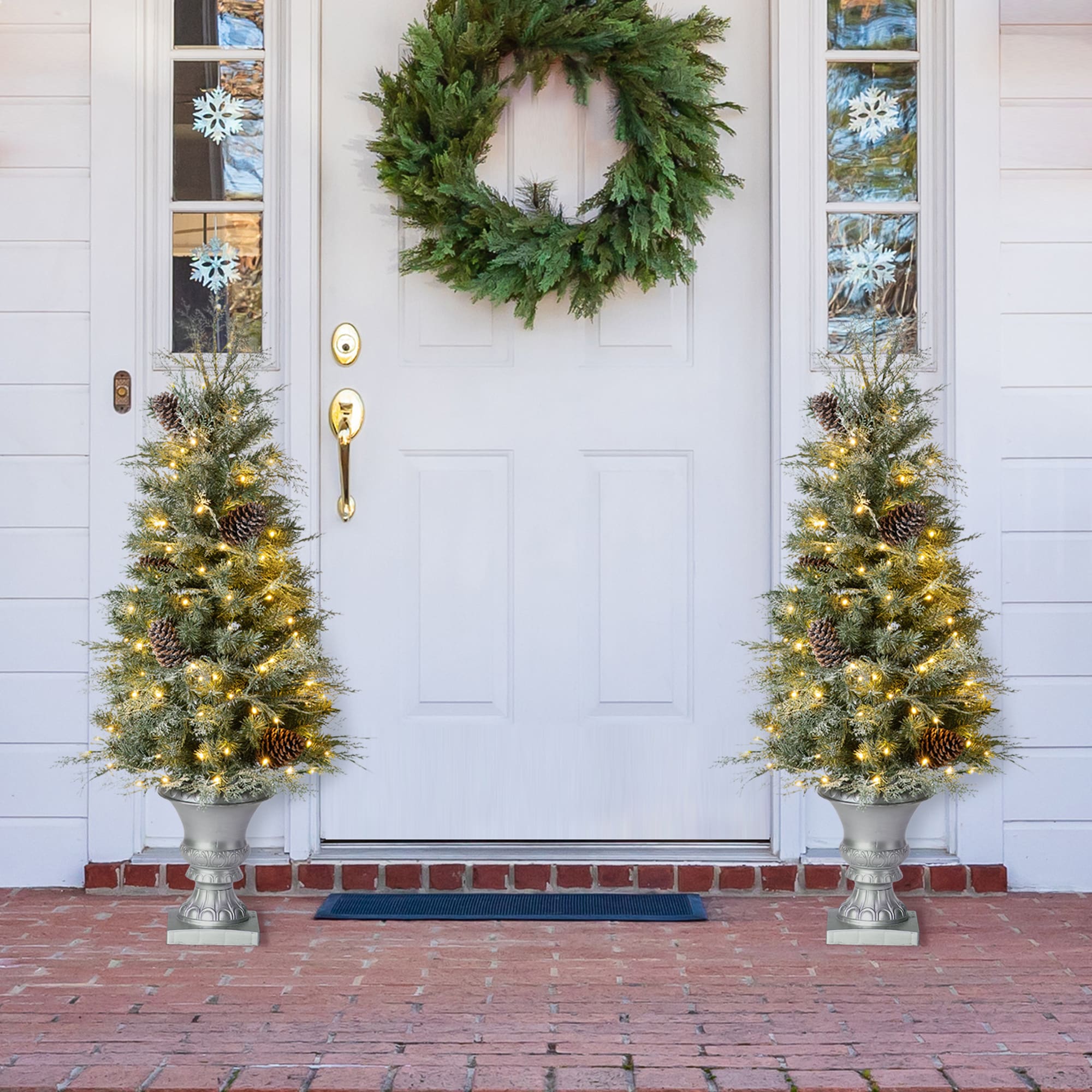 Glitzhome 2030800011 Artificial-Christmas-Trees - View #3
