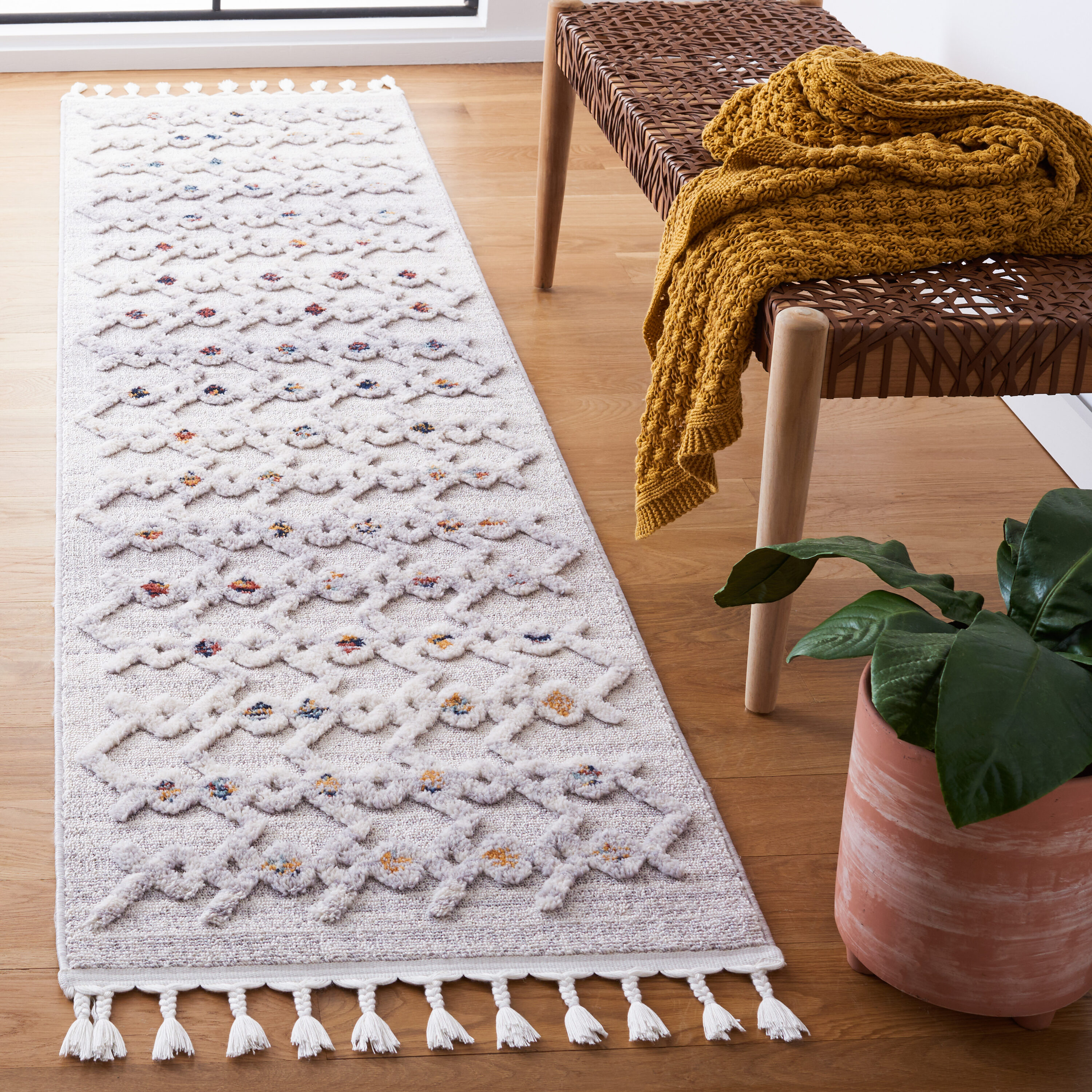 Safavieh - Marrakesh 568F Grey/Light Grey 2 x 8 Runner rug