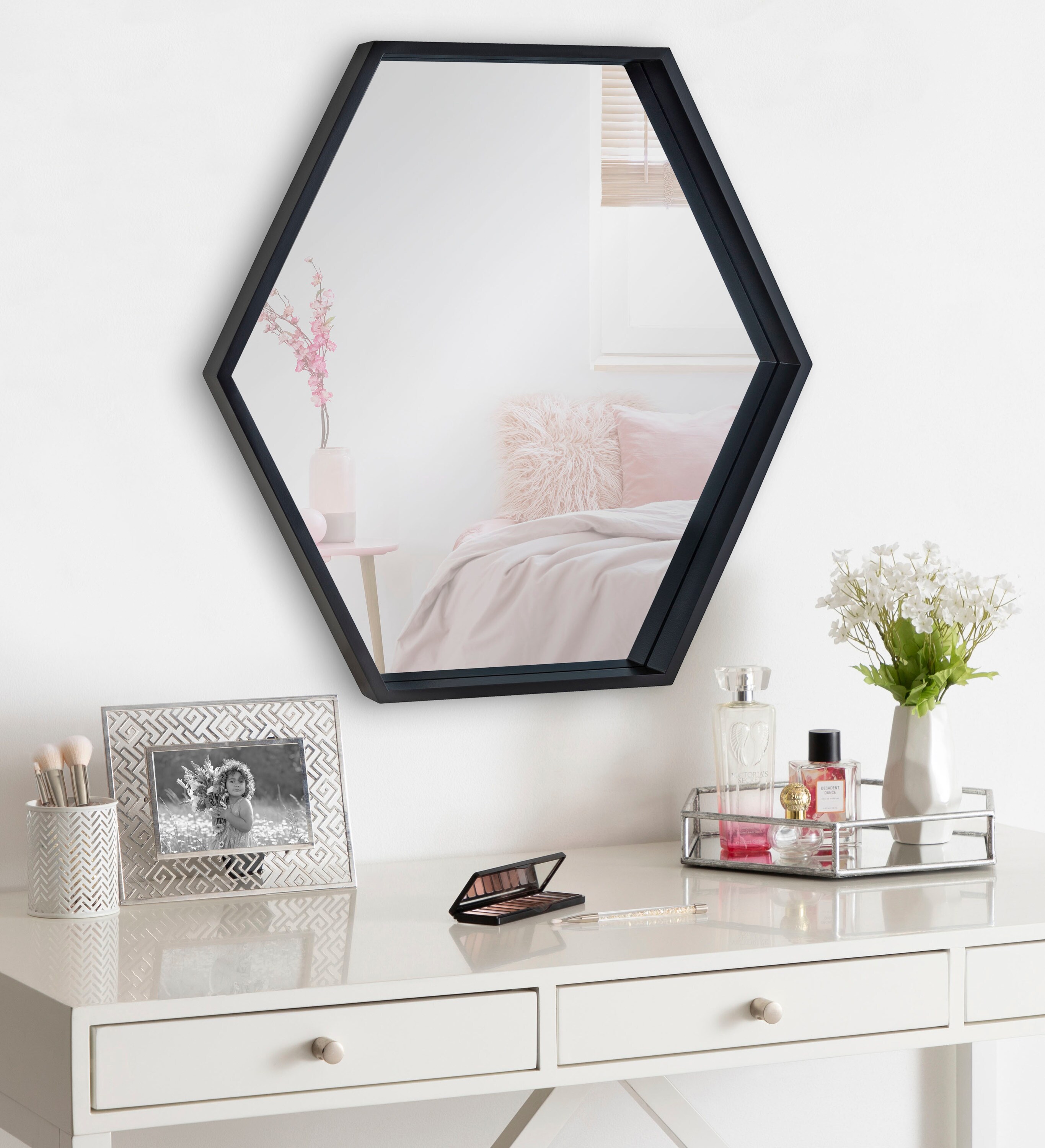 Kate and Laurel Travis 26-in W x 30-in H Hexagon Black Framed Wall Mirror  in the Mirrors department at