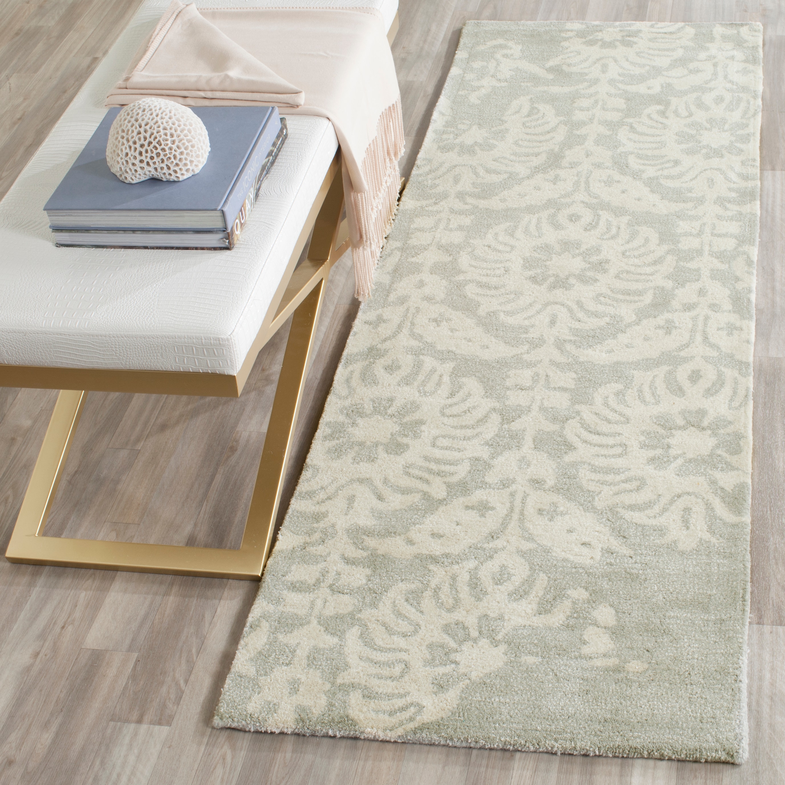 Safavieh BEL125B-27 Bella Canna 2 x 7 (ft) Tufted Wool Light Gray/Ivory Rectangular Indoor Distressed/Overdyed Farmhouse/Cottage Runner rug