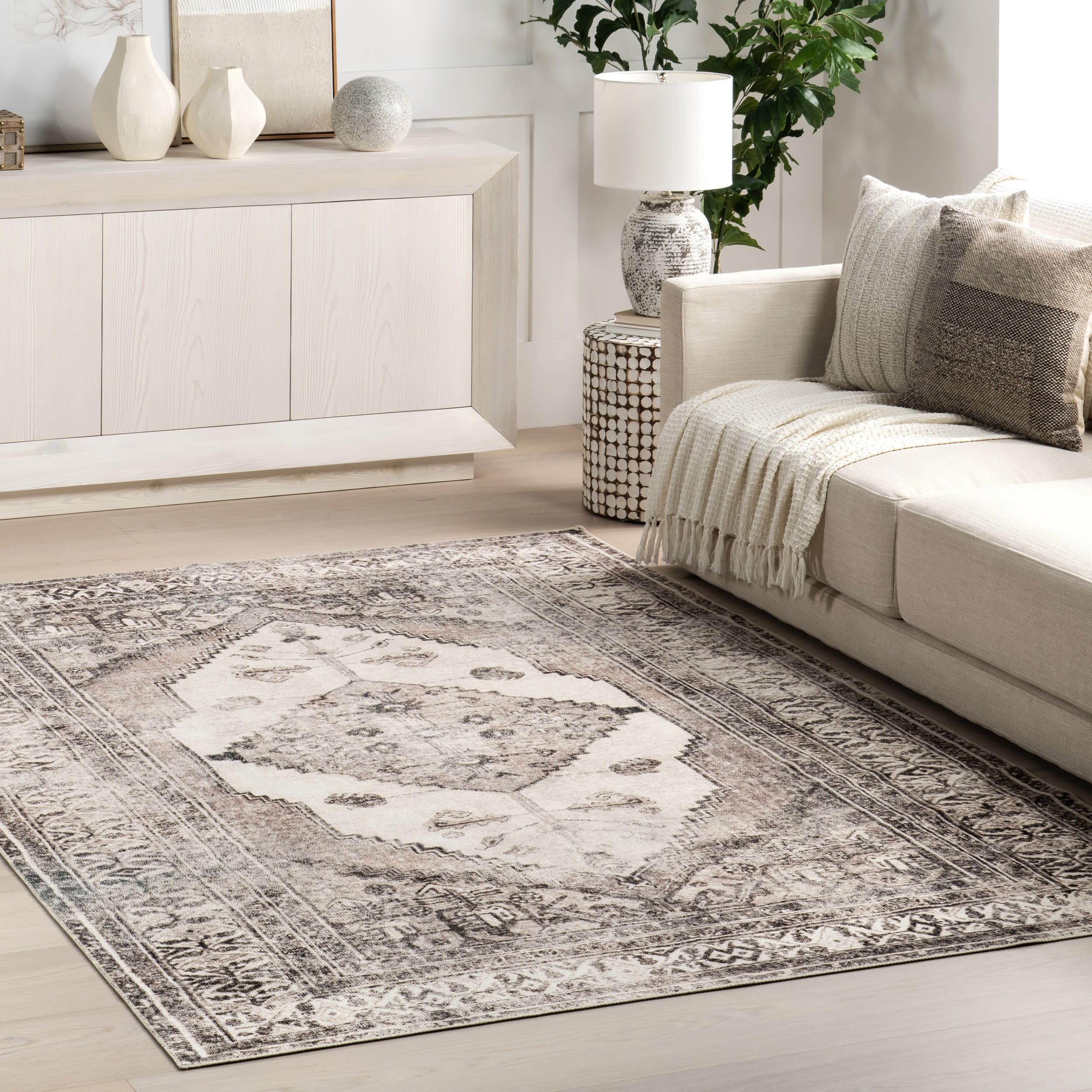 Light Gray Synthetic Medallion Washable Rectangular Area Rug 3' x 5'