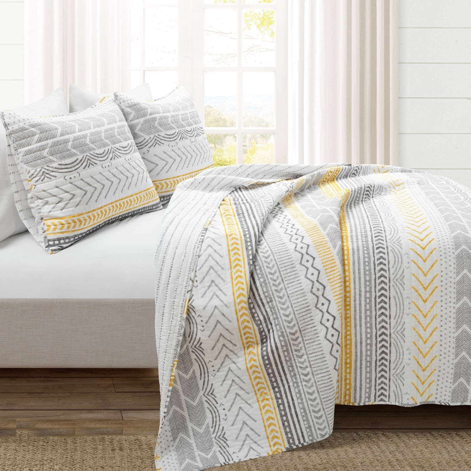 Yellow and Gray Full/Queen Cotton Reversible Quilt Set