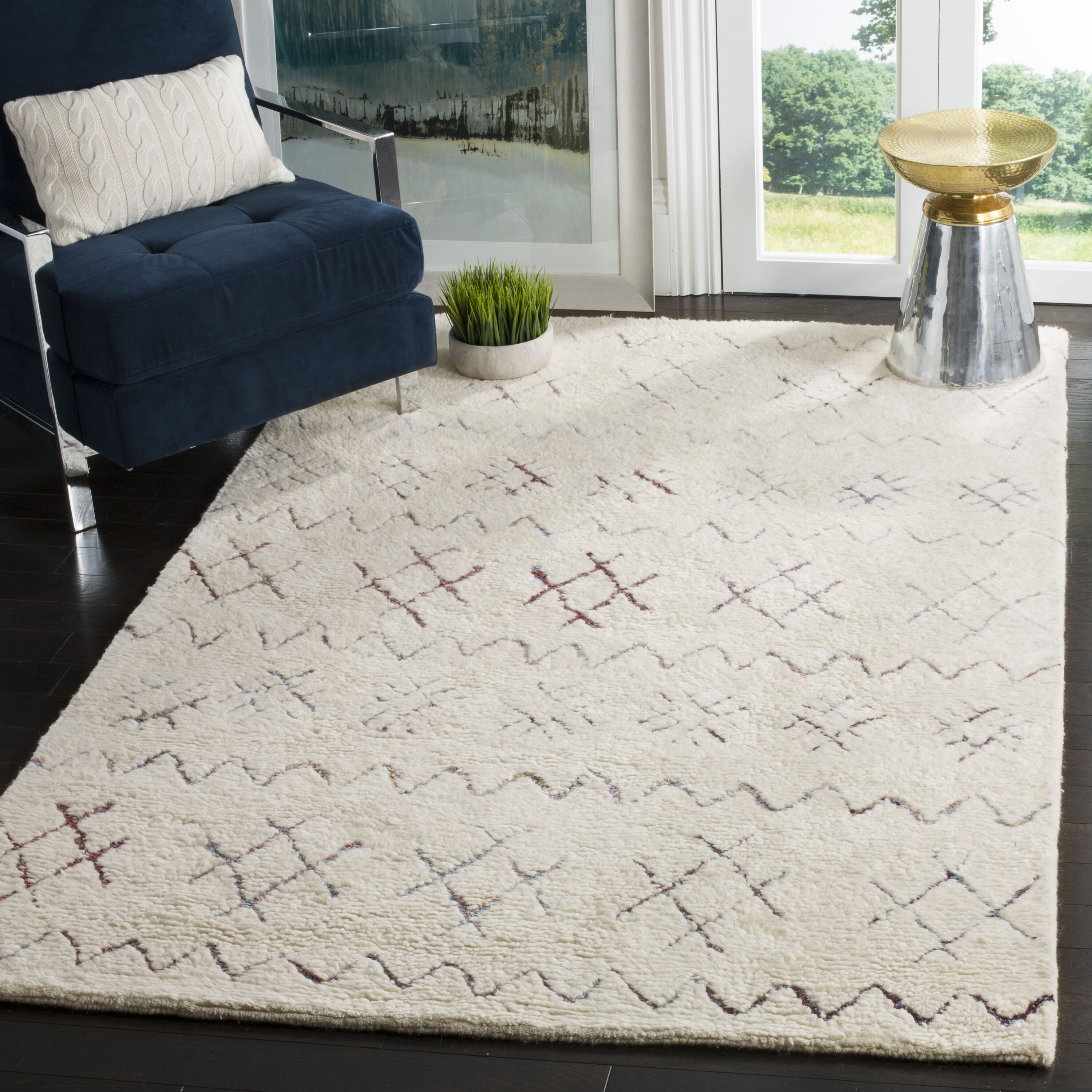 Ivory Hand-Tufted Wool Shag Area Rug 6' x 9'