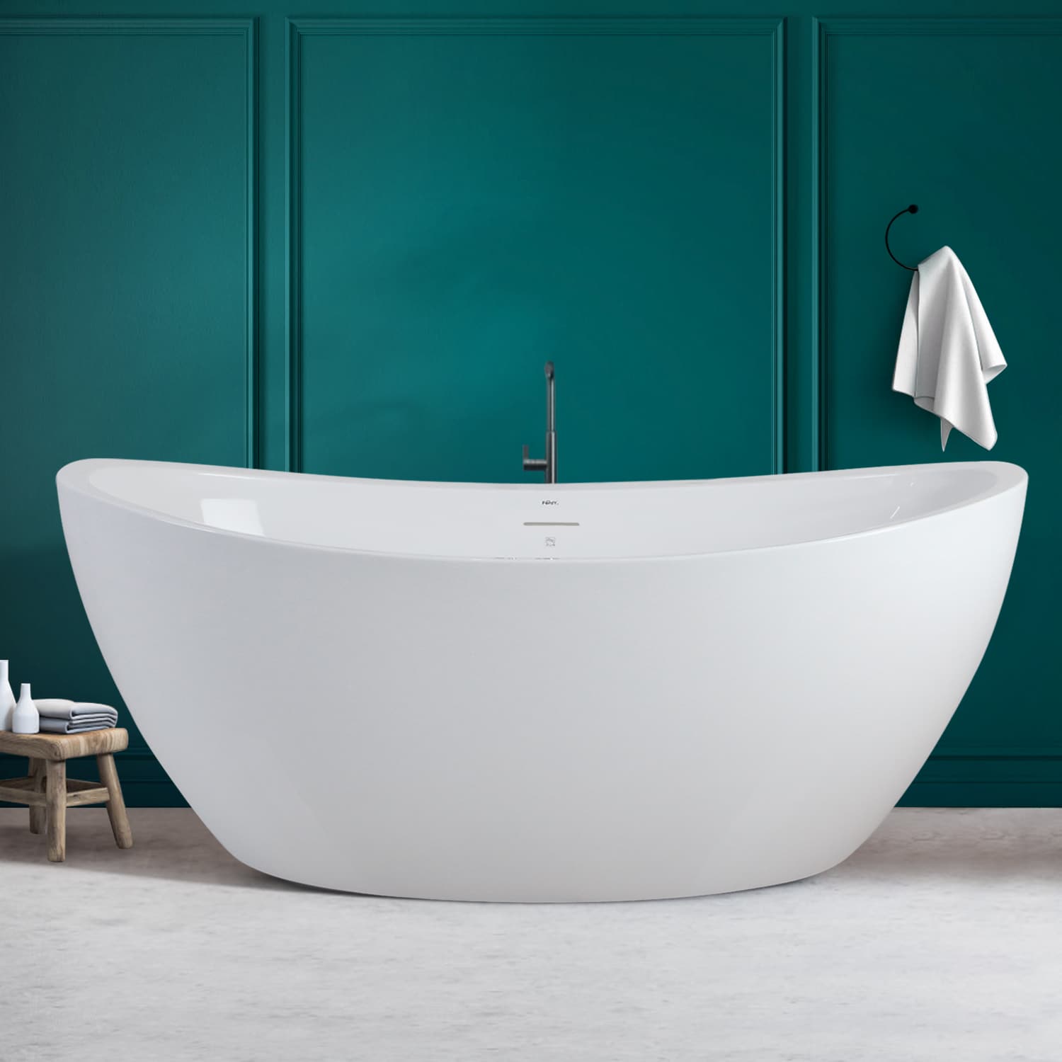 Naha 67" Glossy White Acrylic Freestanding Soaking Bathtub