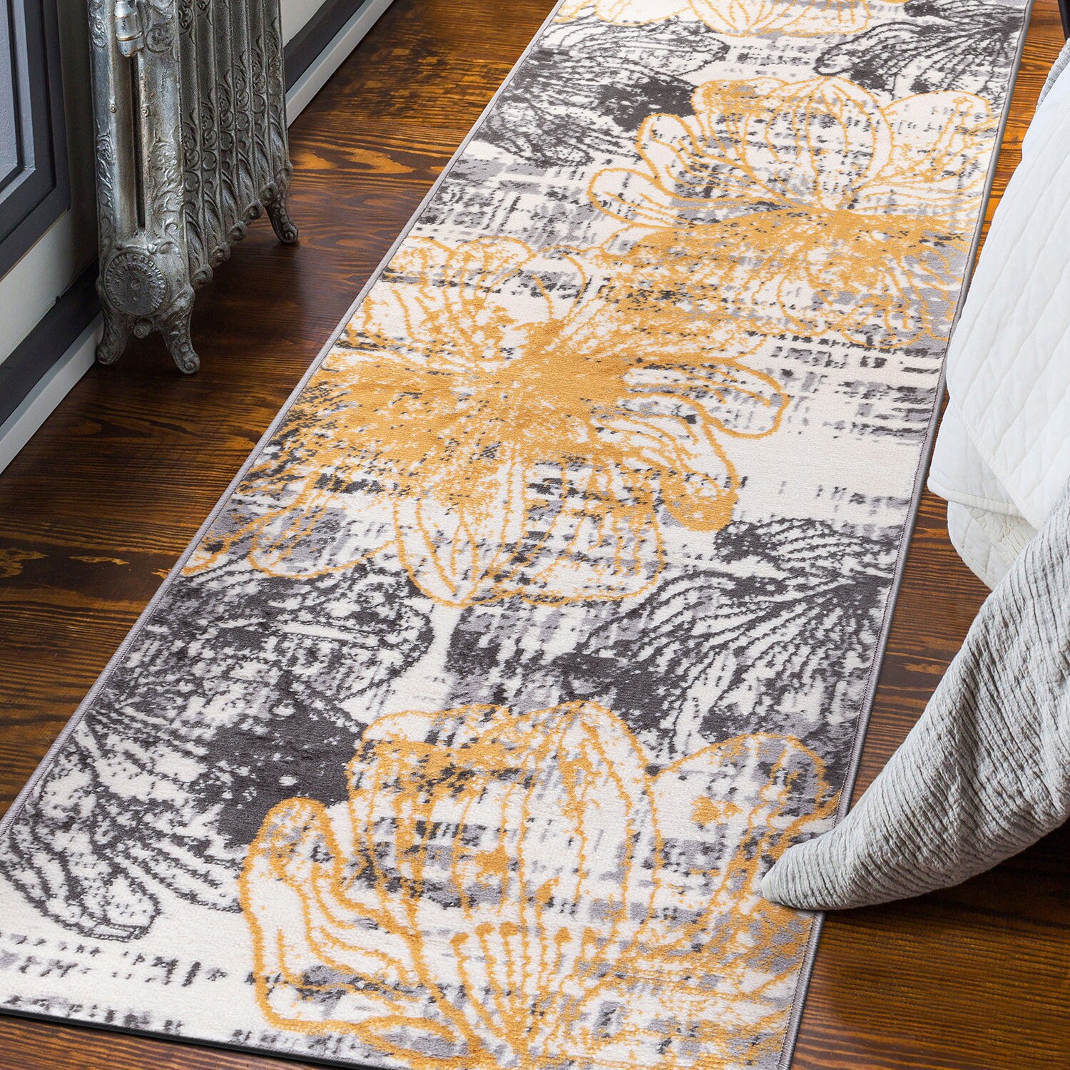 World Rug Gallery 2088YELLOW2X7 2 x 7 (ft) Loomed Polypropylene Yellow Rectangular Indoor Floral/Botanical Runner rug