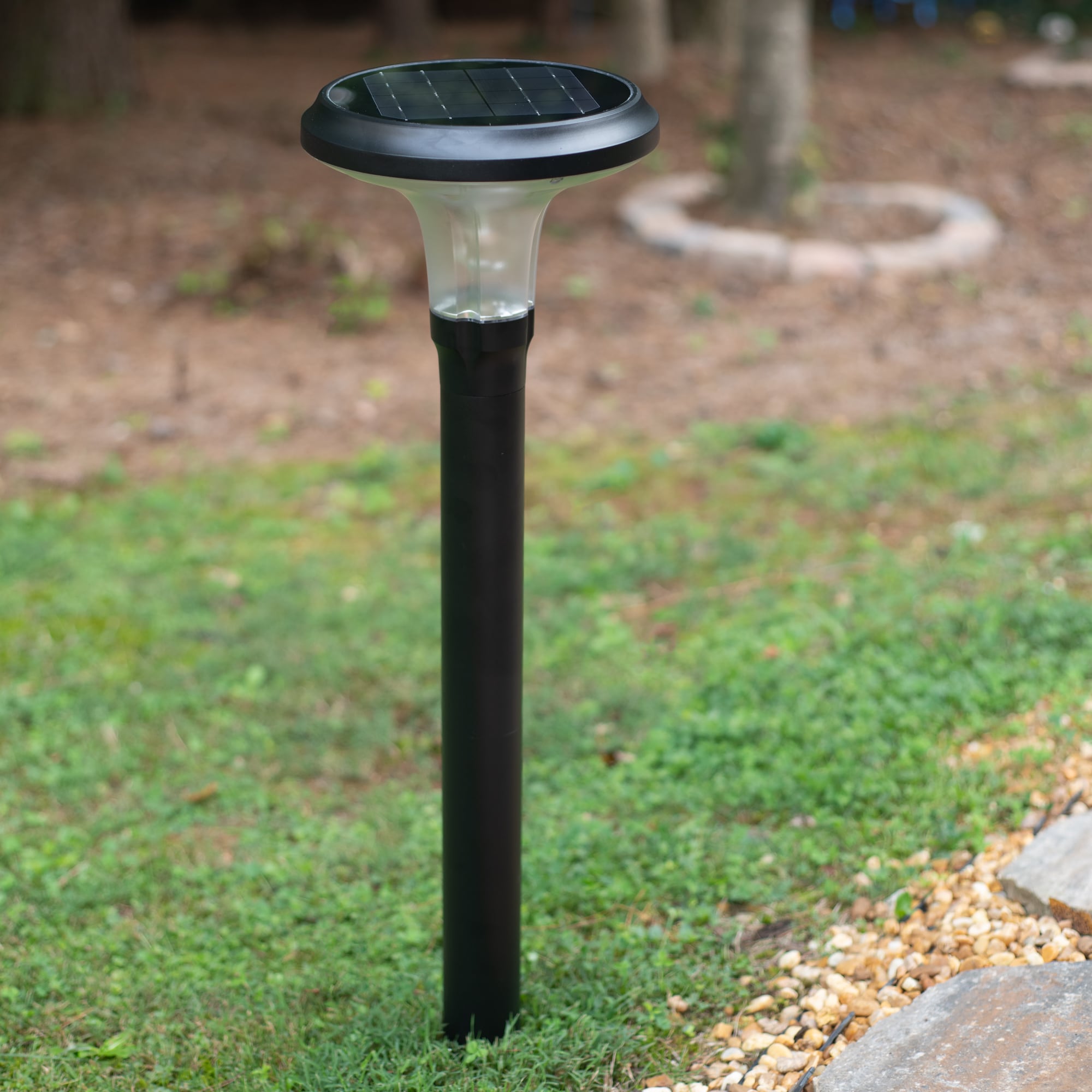 Black Cast Aluminum LED Solar Pathway Light with Dusk to Dawn