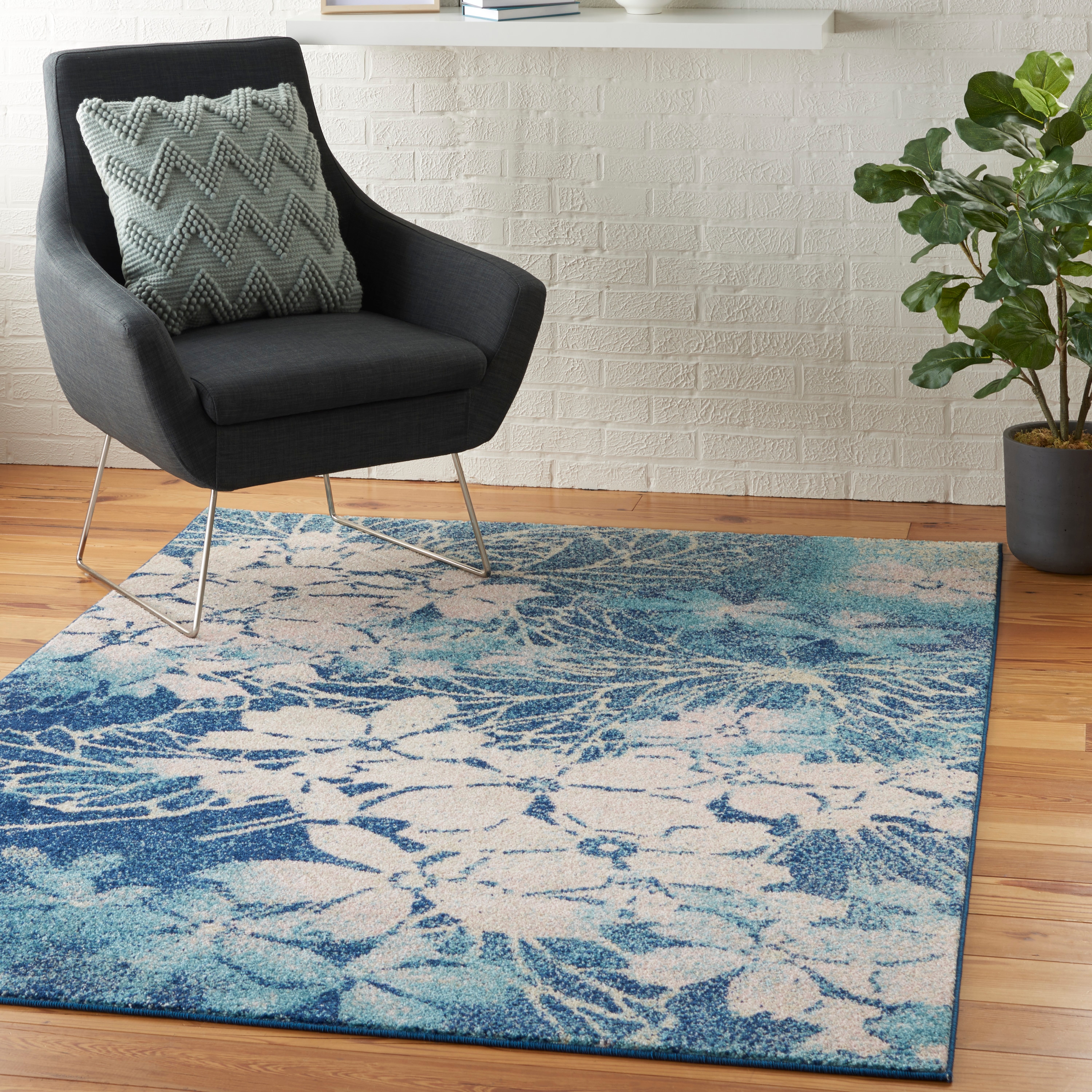 Navy Pink Floral Elegance Viscose 6' x 9' Area Rug