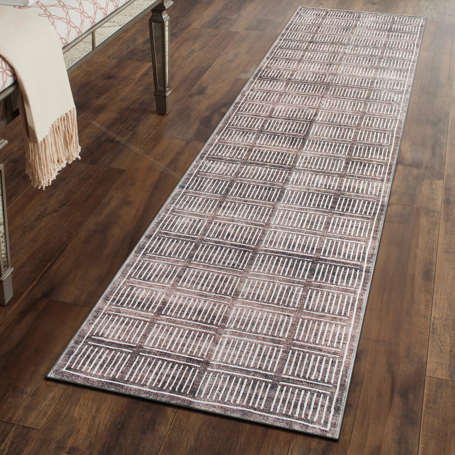 World Rug Gallery WR68BROWN2X8 rugs - View #2
