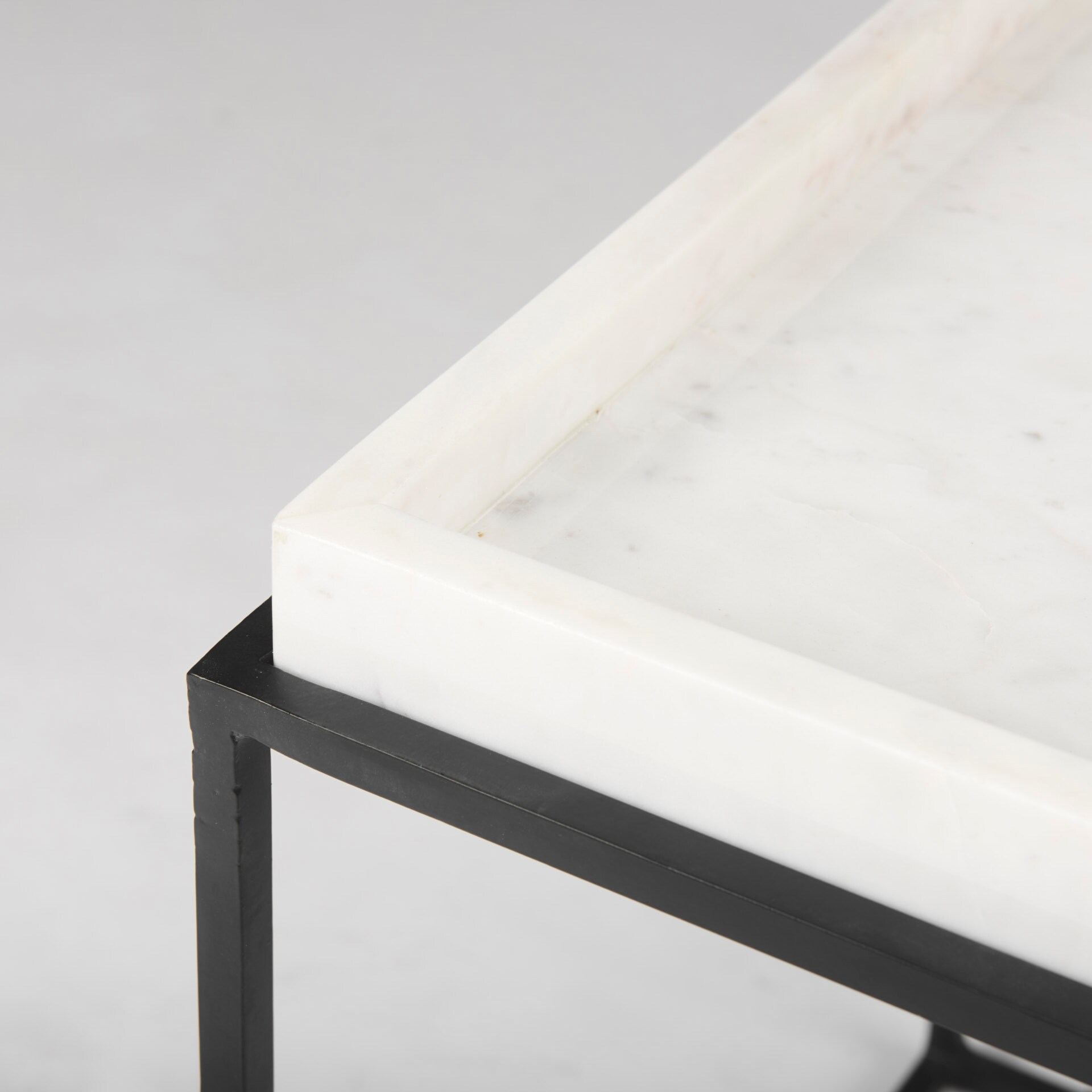 Mercana 68843-AB End-Tables - View #5