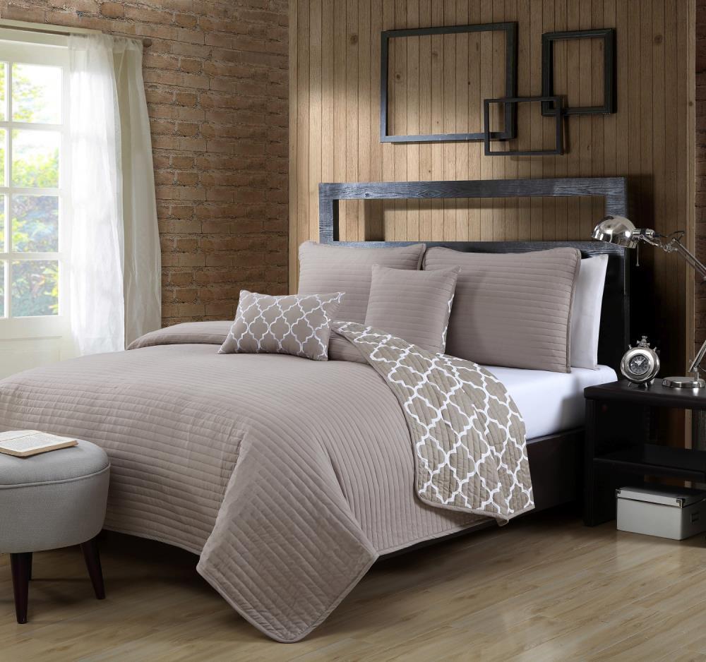 Geneva Home Fashion Griffin 5-Piece Taupe Queen Quilt Set In The ...