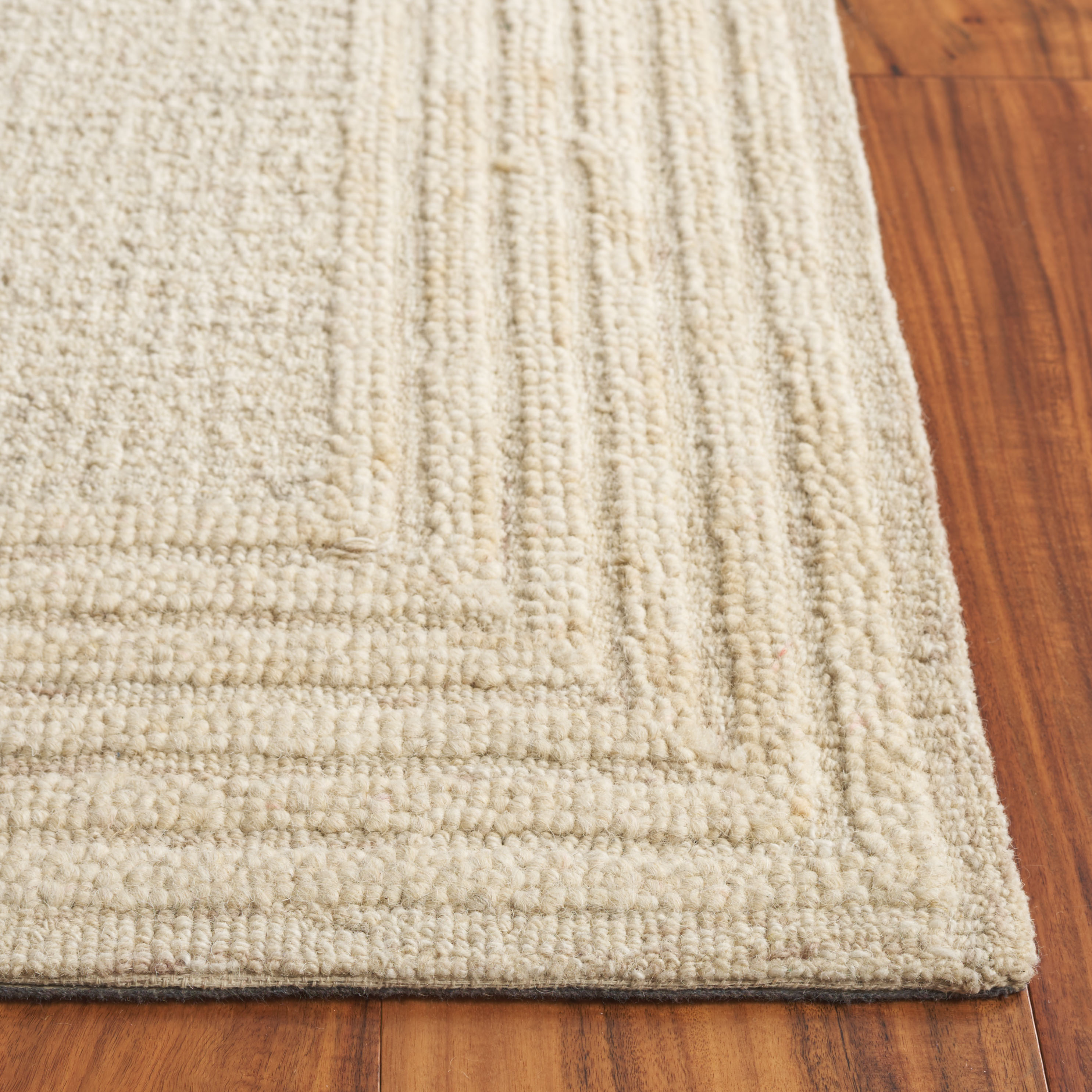 Safavieh EBN425A-3 rugs - View #2