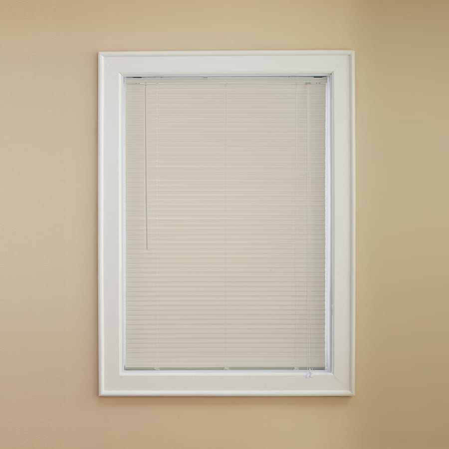 Levolor 1-in Alabaster Vinyl Room Darkening Mini-Blinds (Common 66-in ...