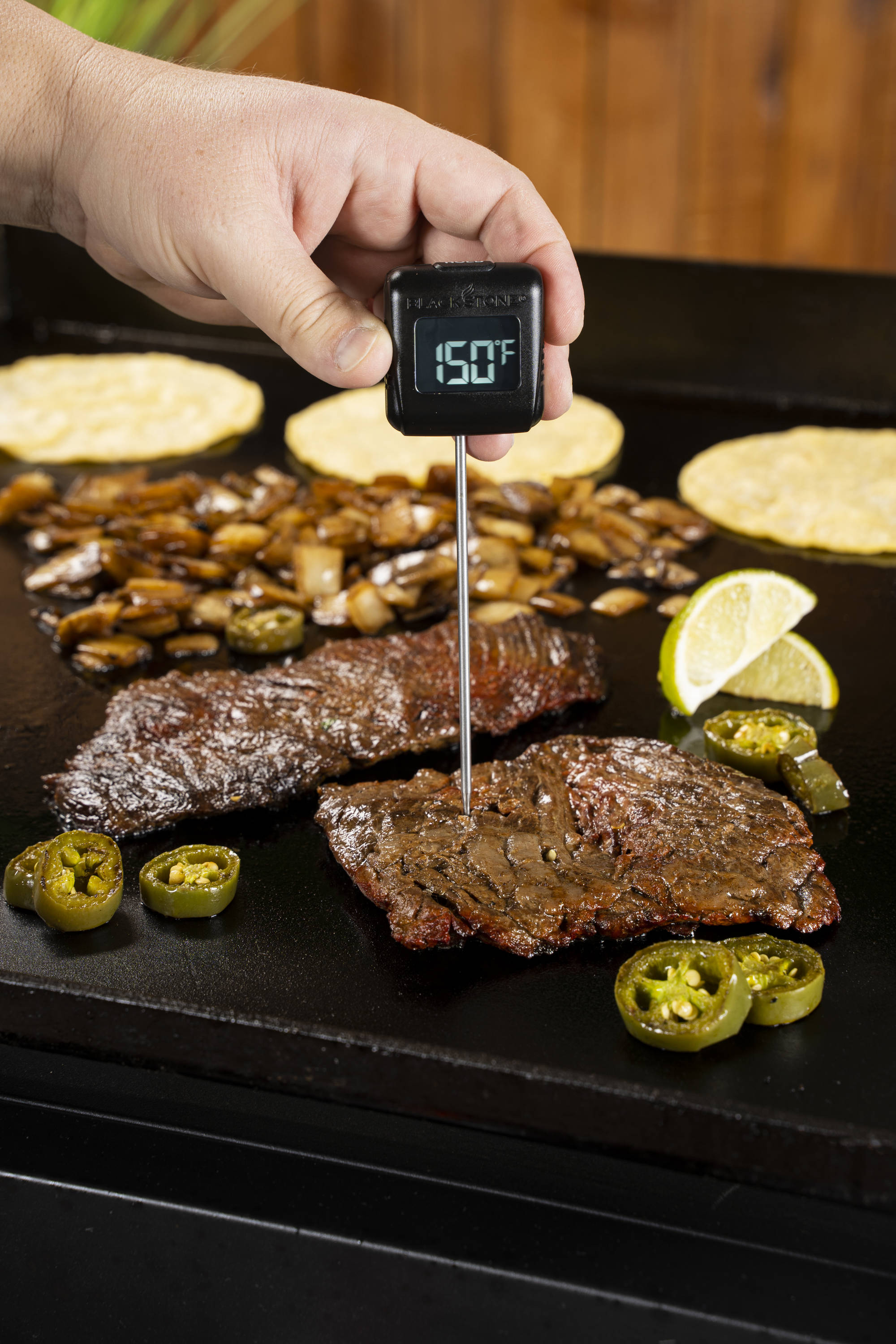 Blackstone Digital Probe Meat Thermometer - Instant Read, Temperature Range  -58°F to 572°F, Battery Included