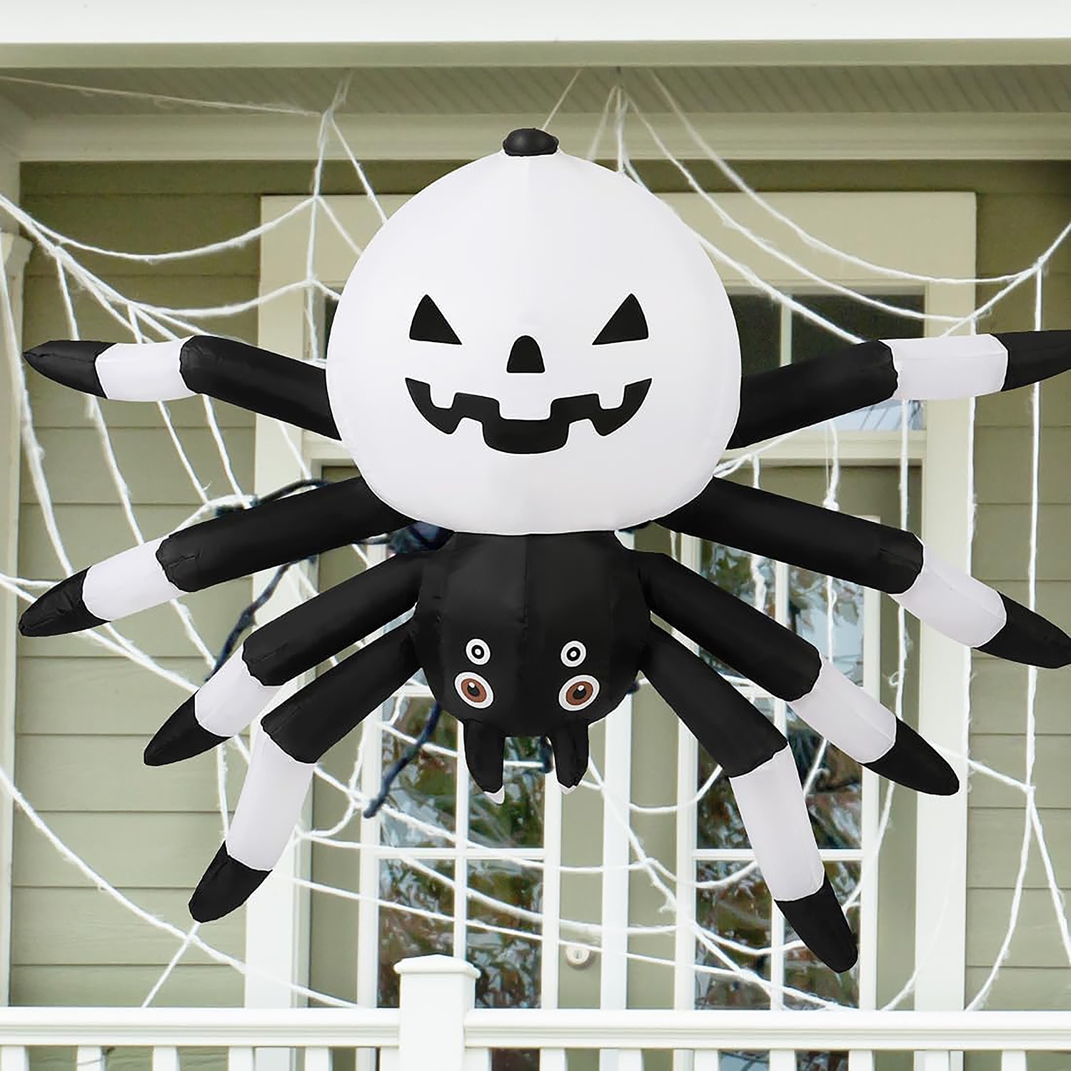 GOOSH Lighted Spider Inflatable In The Outdoor Halloween Decorations ...