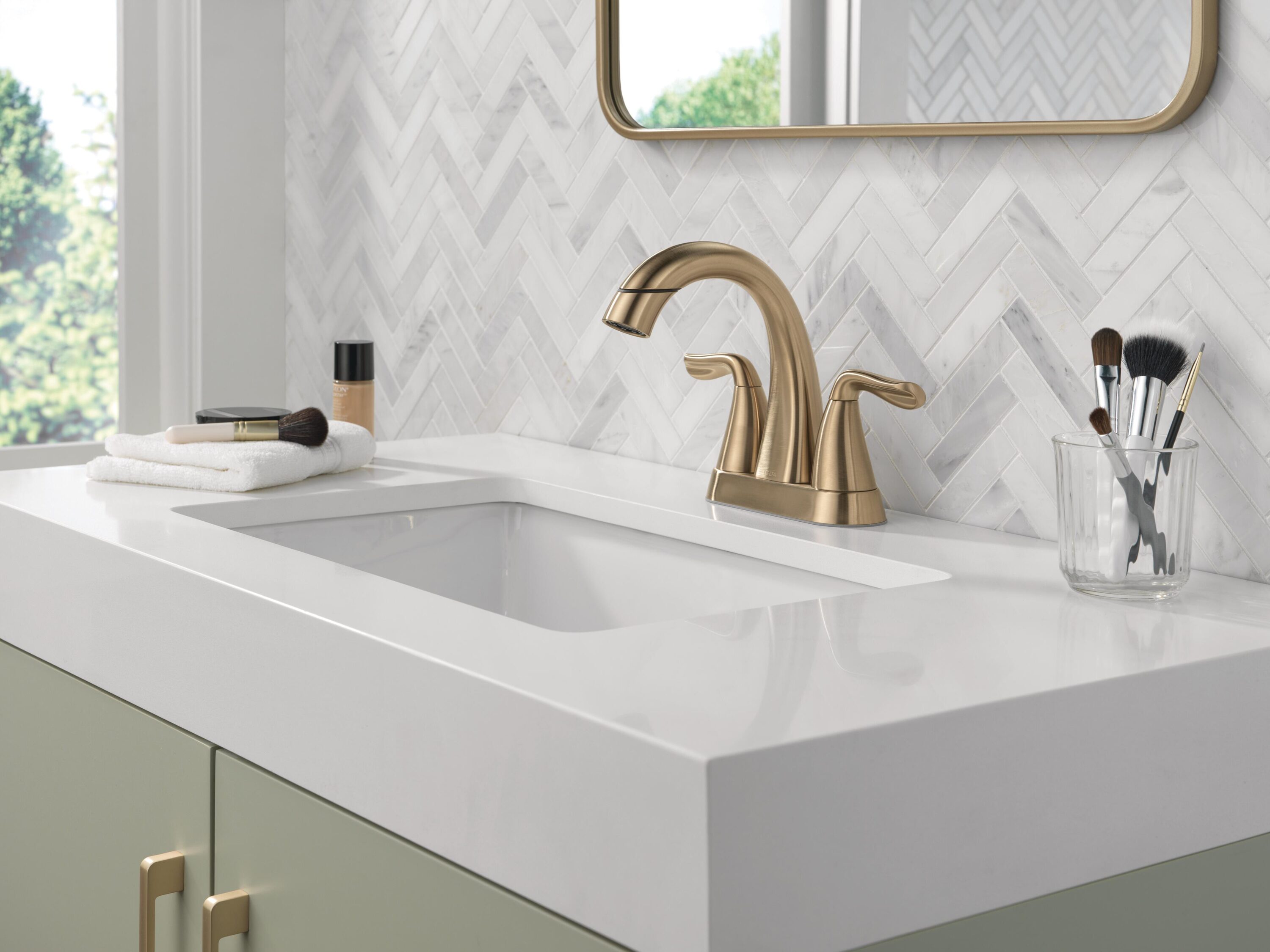 Delta 25840LF-CZPD Lavatory-Faucets - View #13