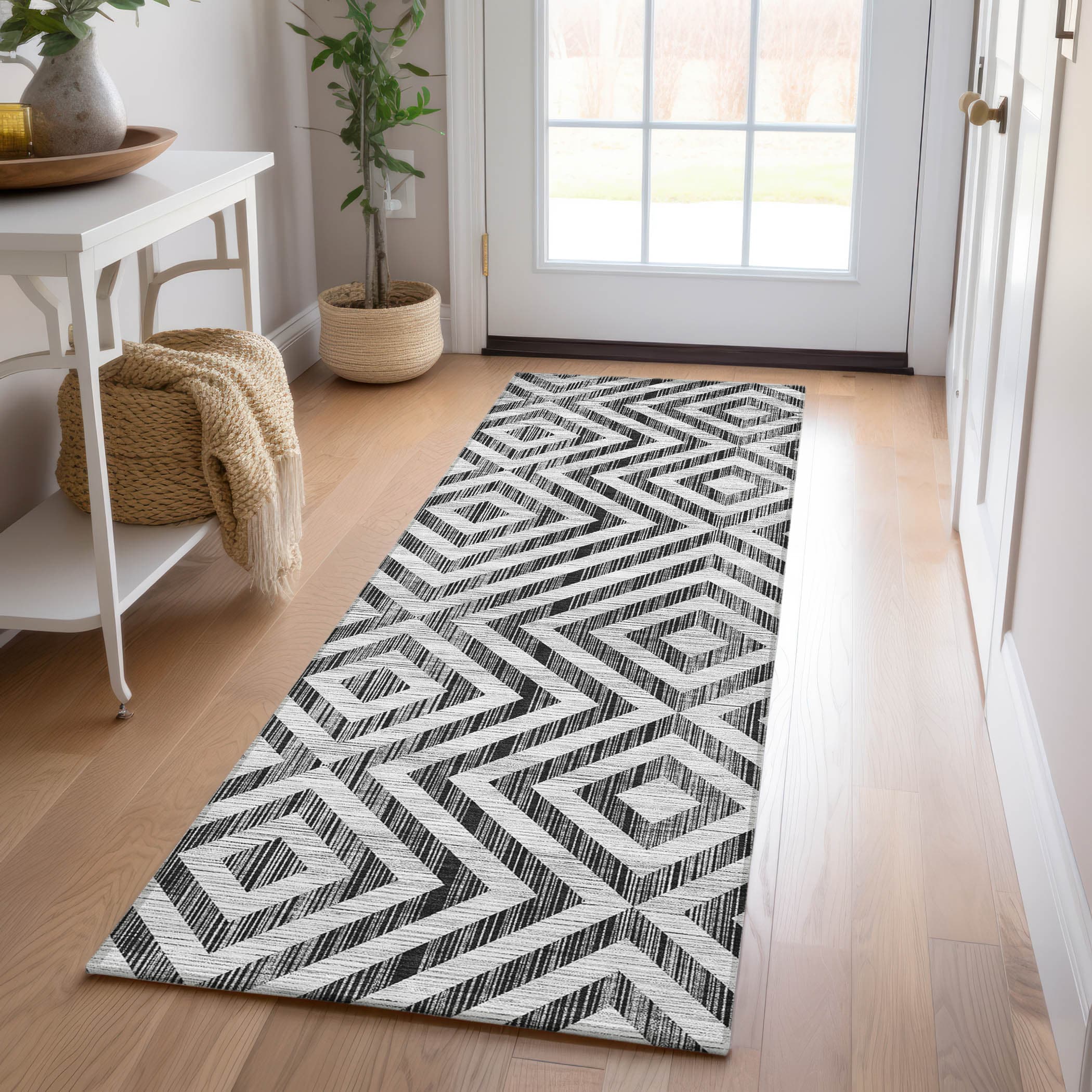 Addison Rugs ACN733BK2X8 Chantille ACN733BK 2 x 7 (ft) Polyester Black Rectangular Indoor/Outdoor Geometric Machine washable Area rug