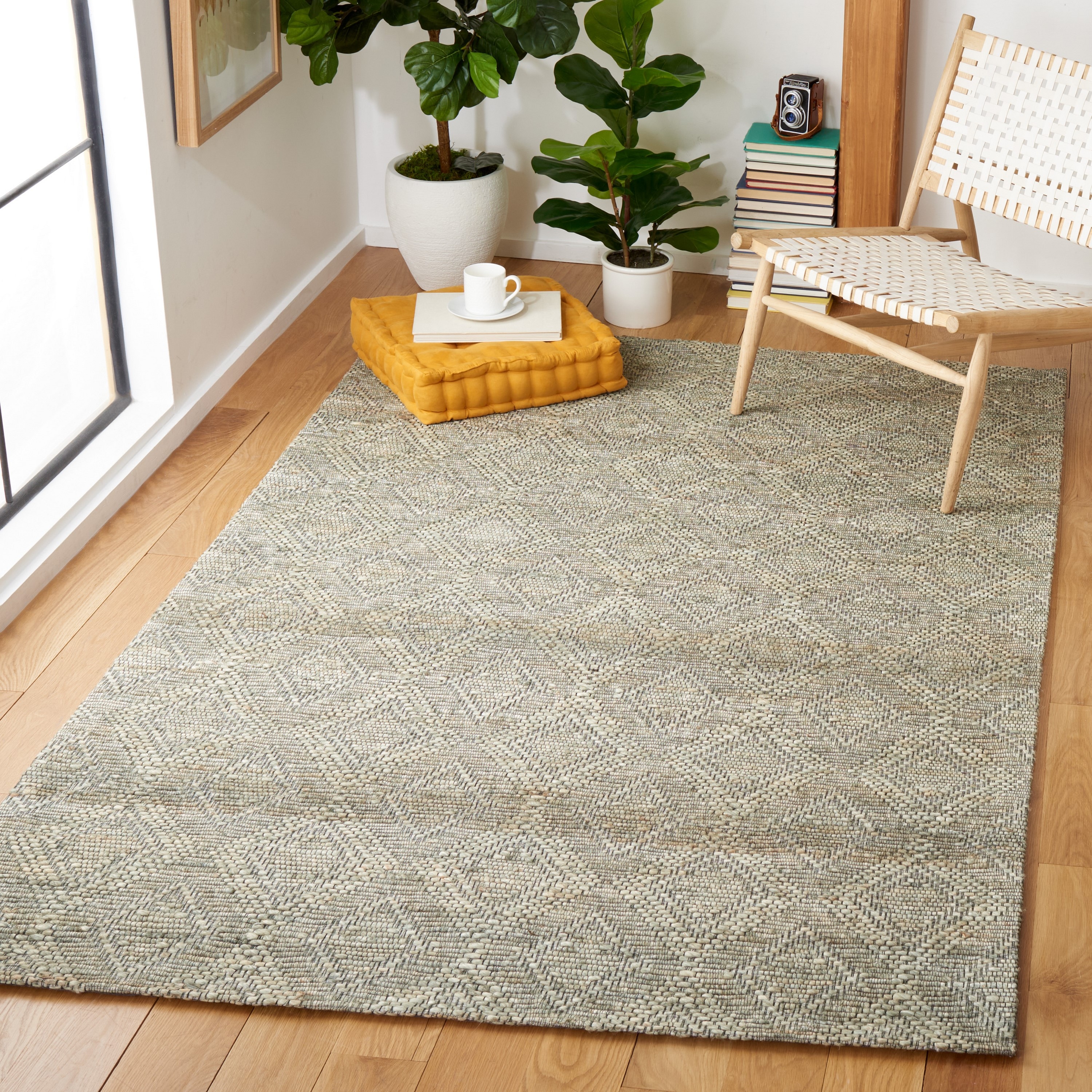 Safavieh MRB307F-3 Marbella Kristell 3 x 5 (ft) Jute Gray/Sage Rectangular Indoor Geometric Bohemian/Eclectic Throw rug