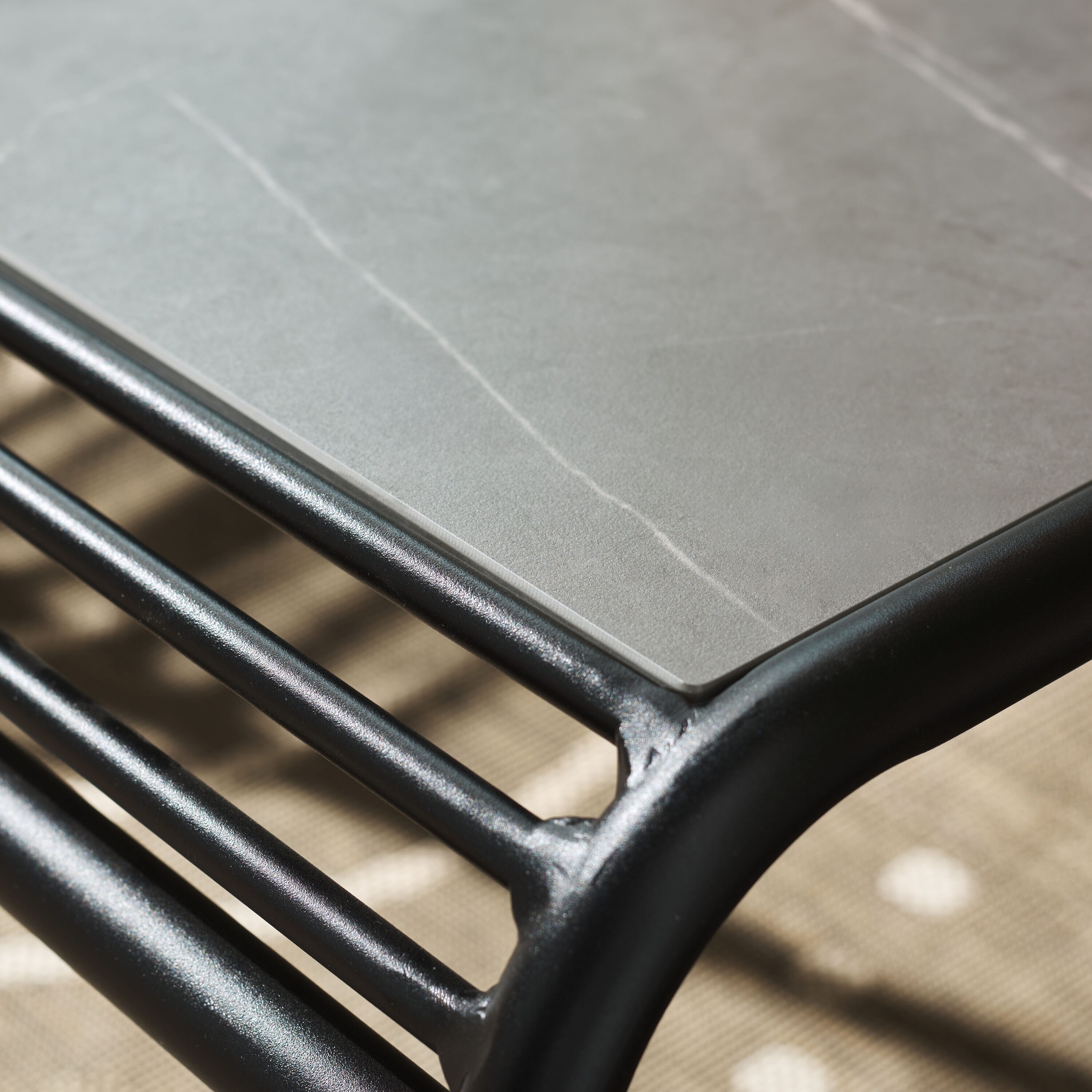 Safavieh PAT4056A Patio-Tables - View #3