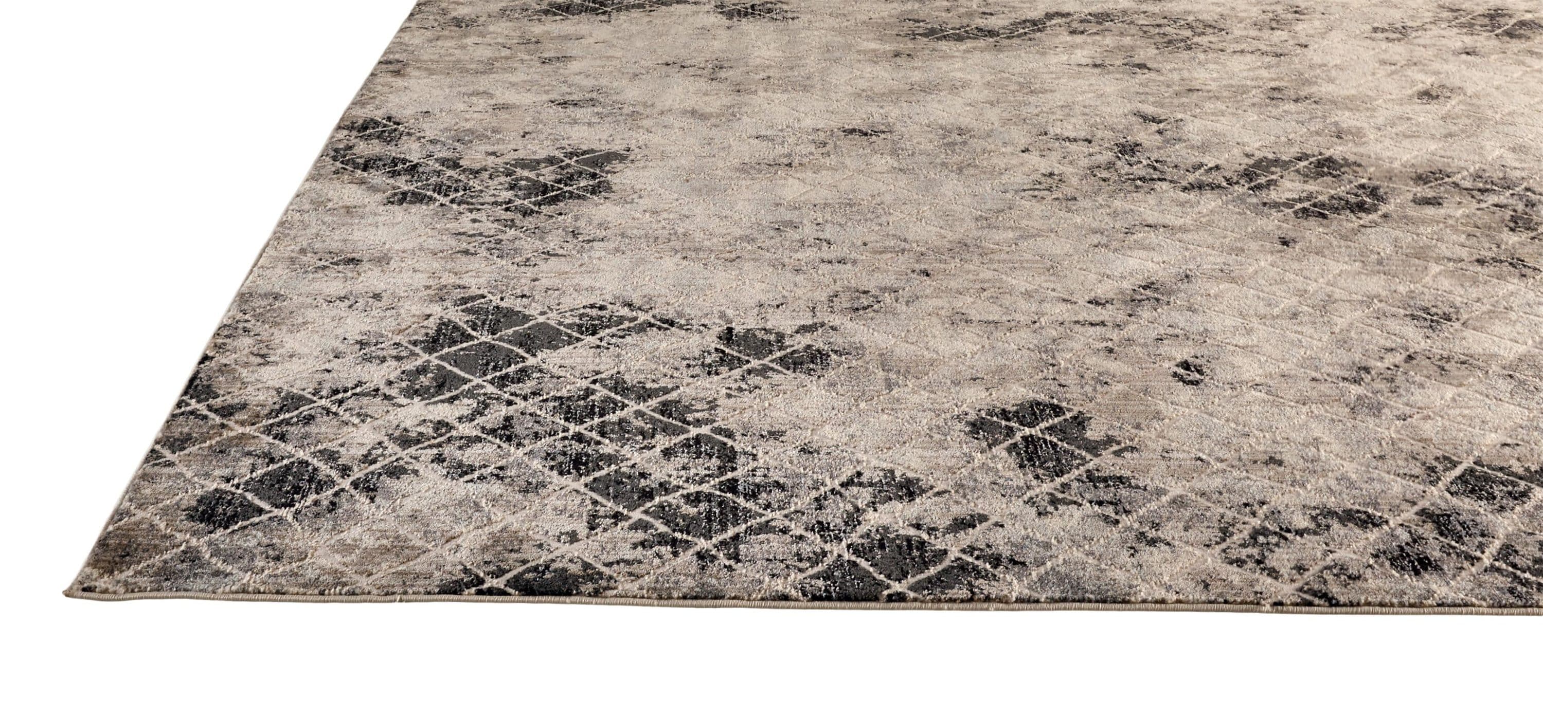 Ivory and Gray Distressed Diamond Pattern Rectangular Rug