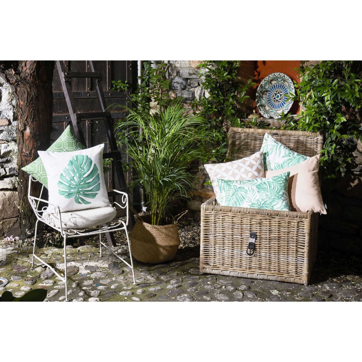HomeRoots 355448 Accent-Pillows - View #4