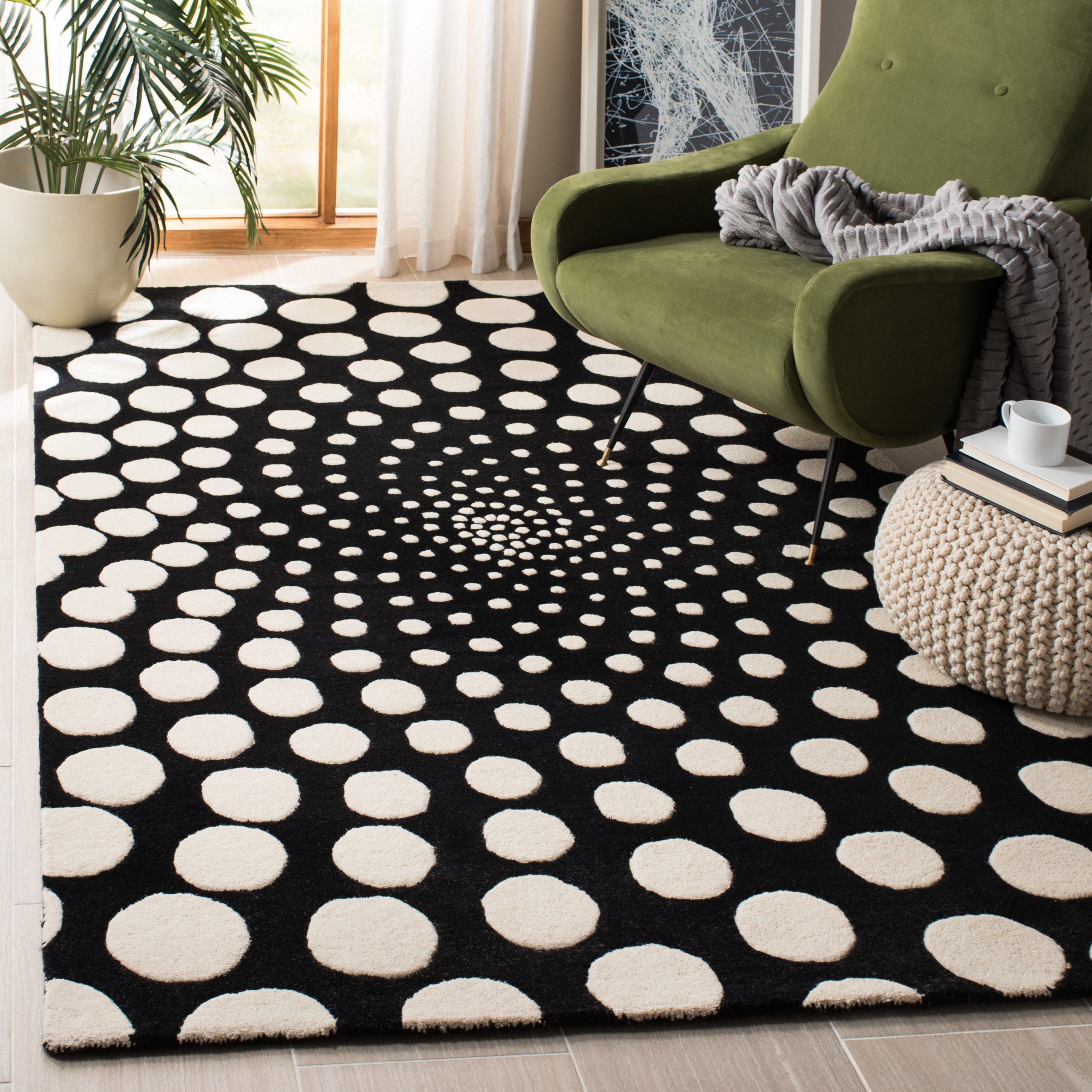 Safavieh SOH766B-2 rugs - View #3