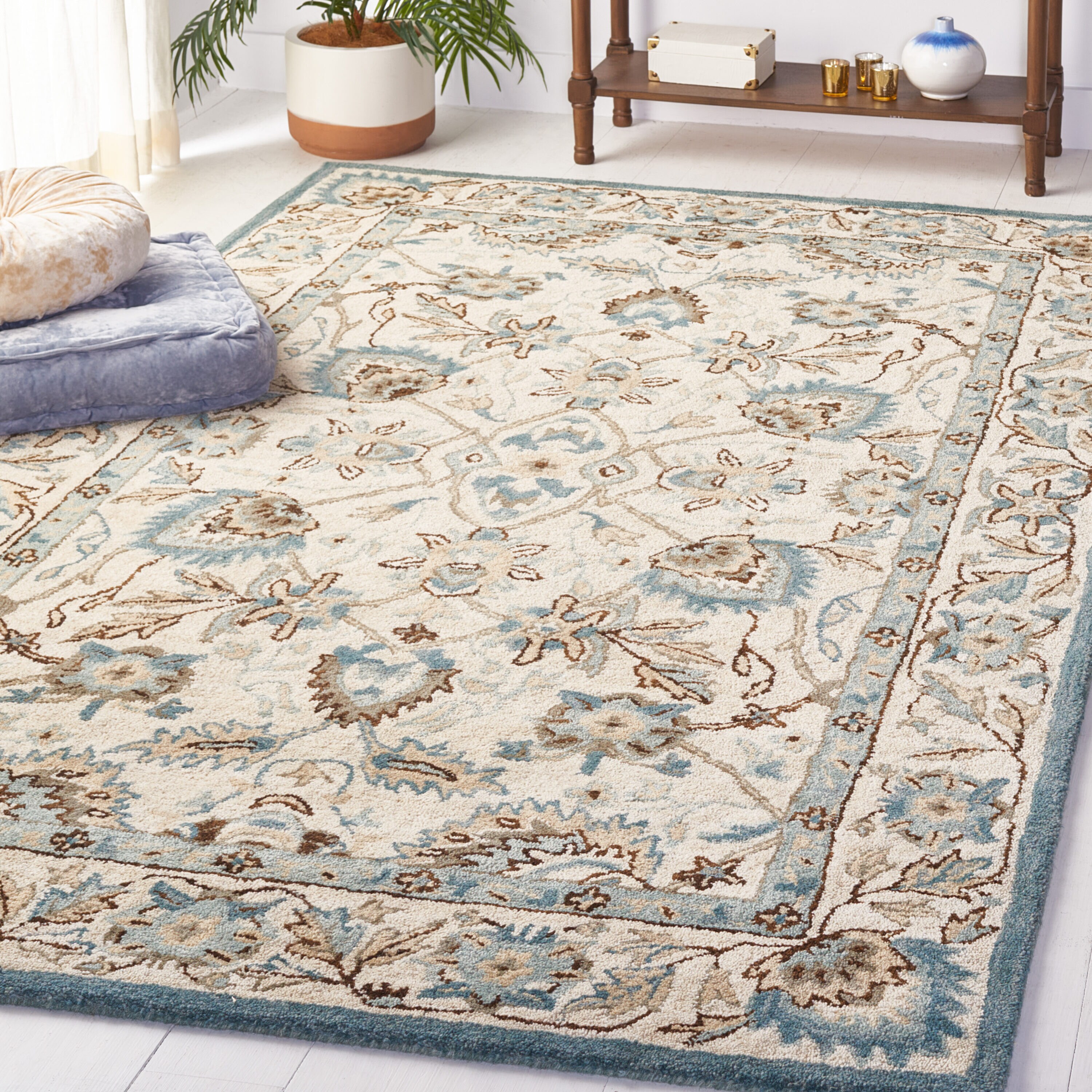  Antiquity 65 Peacock/Blue Traditional 4ft x 6ft Small Rectangle Rug