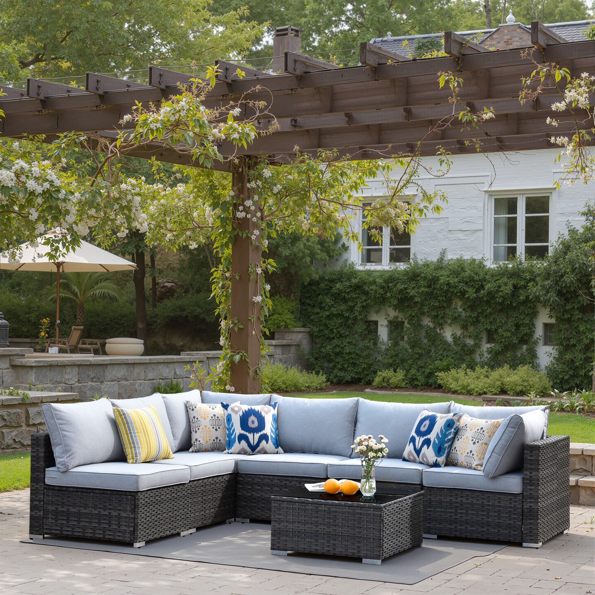 Patio Sectionals & Sofas Seat Type Cushioned