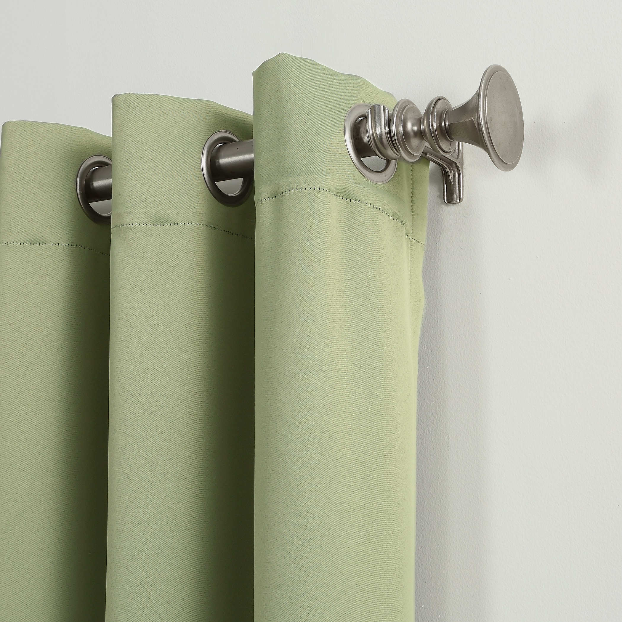 Sun Zero 54-in Sage Green Polyester Blackout Interlined Grommet Single 