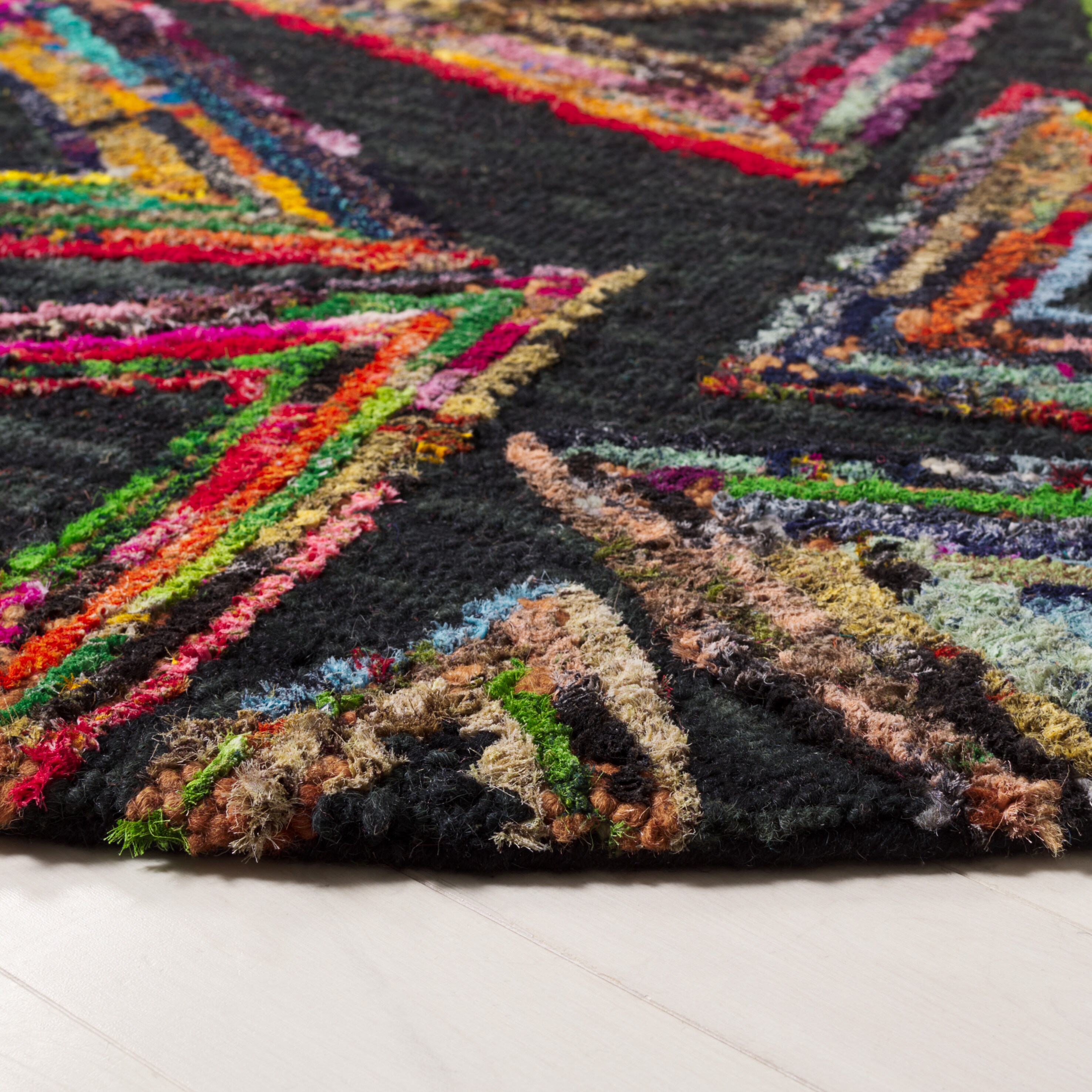 Safavieh APN533Y-7R rugs - View #3