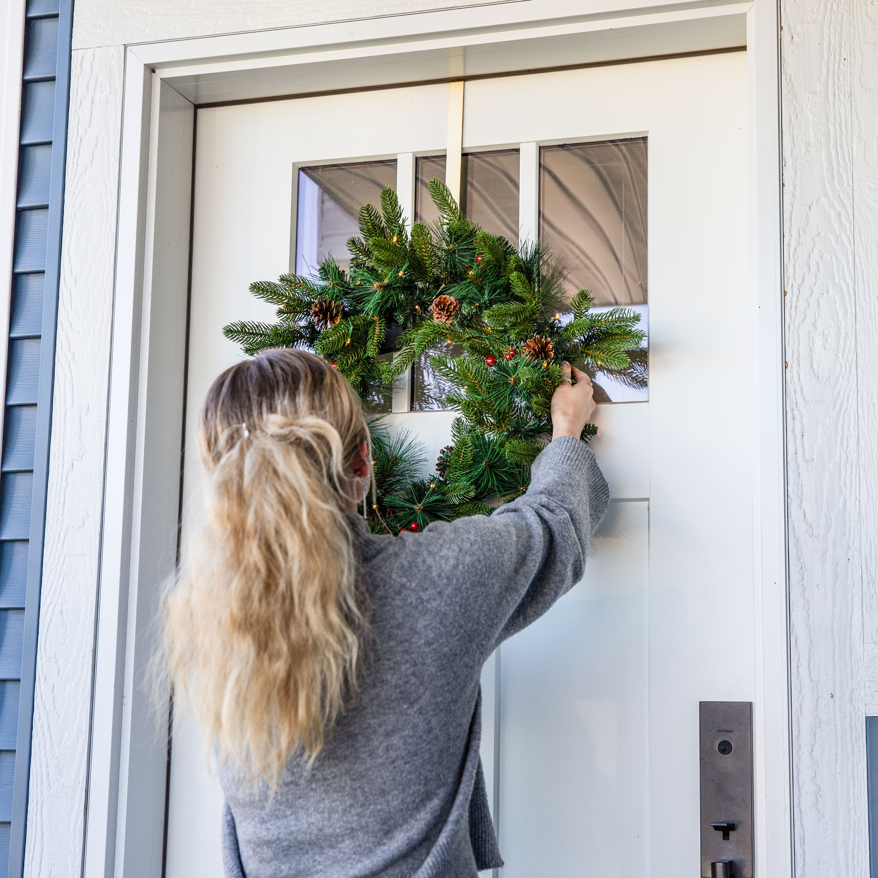 Sunnydaze Decor LSR-0311 Artificial-Christmas-Wreaths - View #7