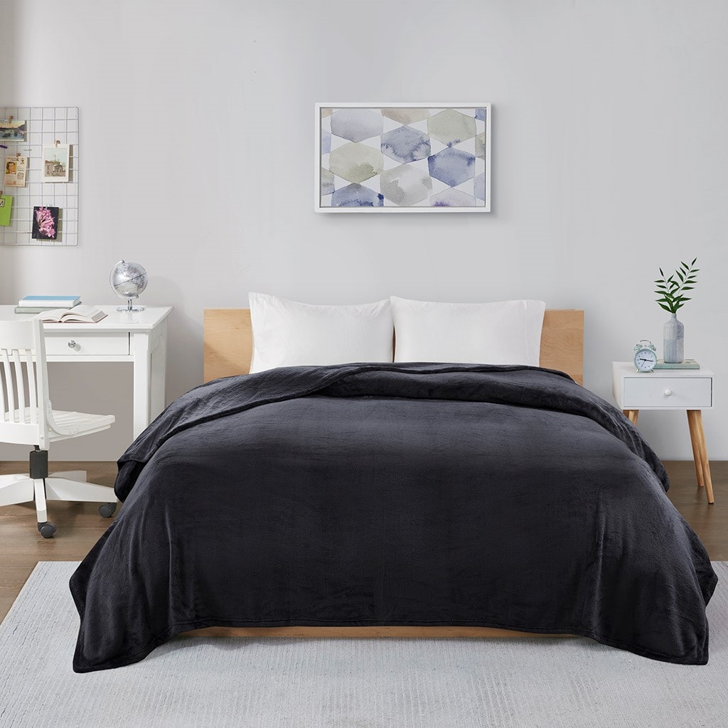 Gracie Mills 7801-15DI Blankets-And-Throws - View #2
