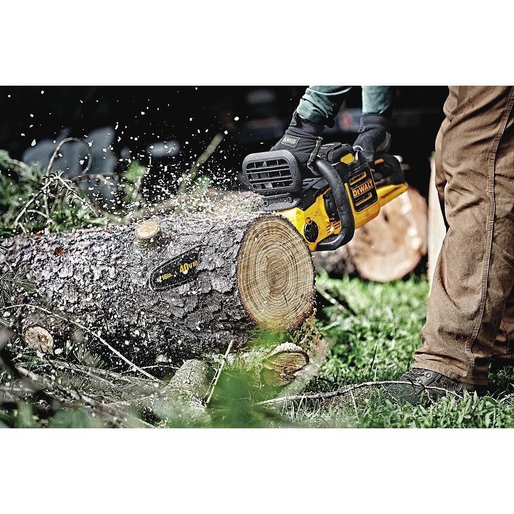 Dewalt chainsaw battery online operated