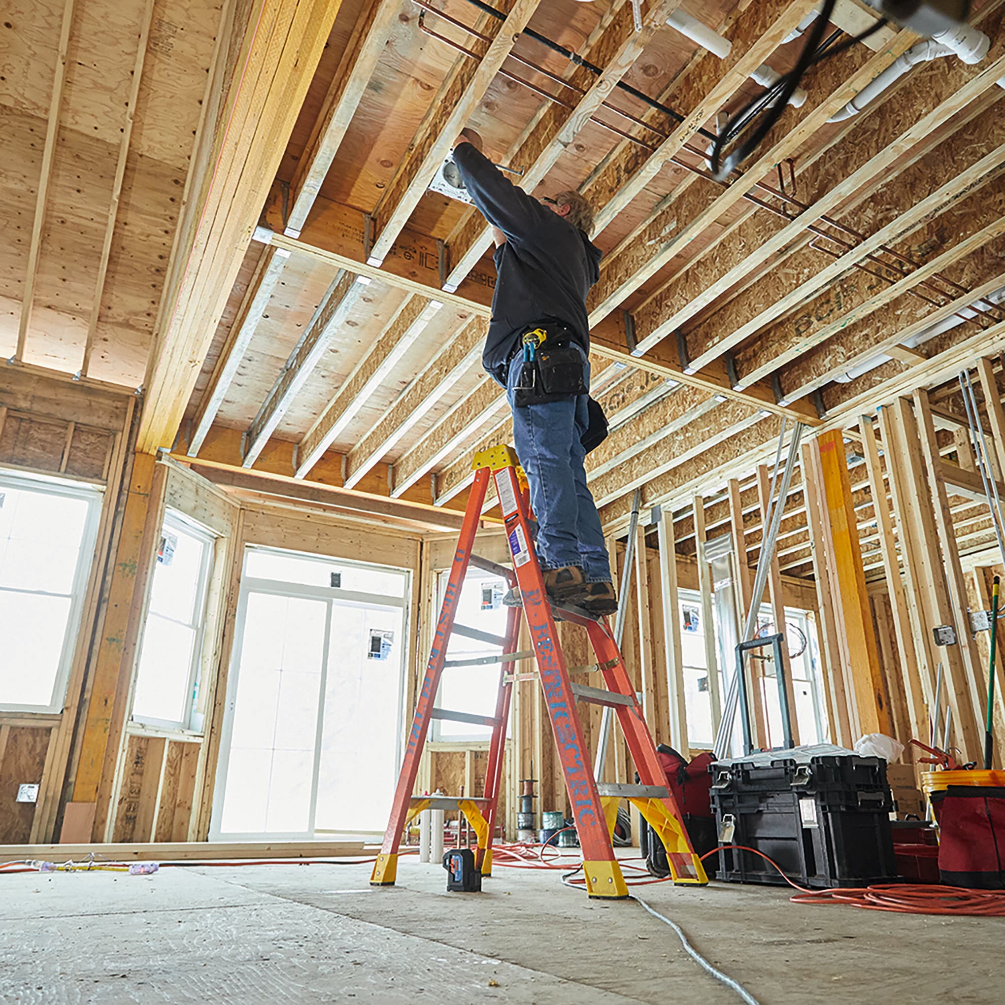 How To Level Ceiling Joist With Laser Level