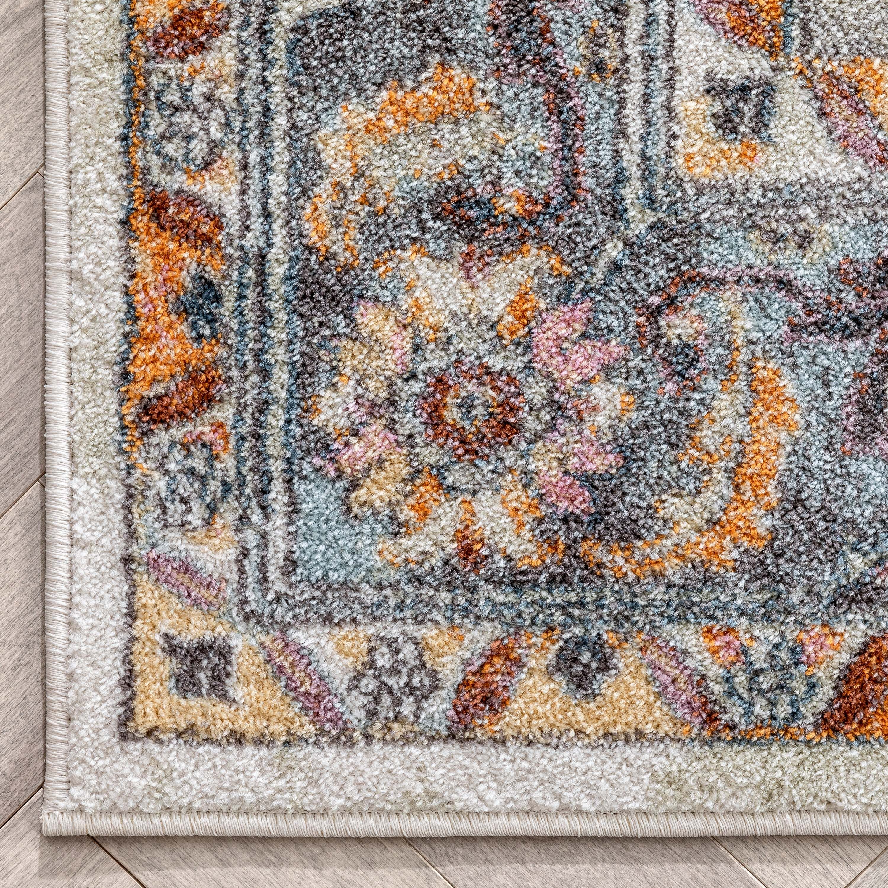 Vintage Bohemian Multicolor Synthetic 5' x 7' Area Rug
