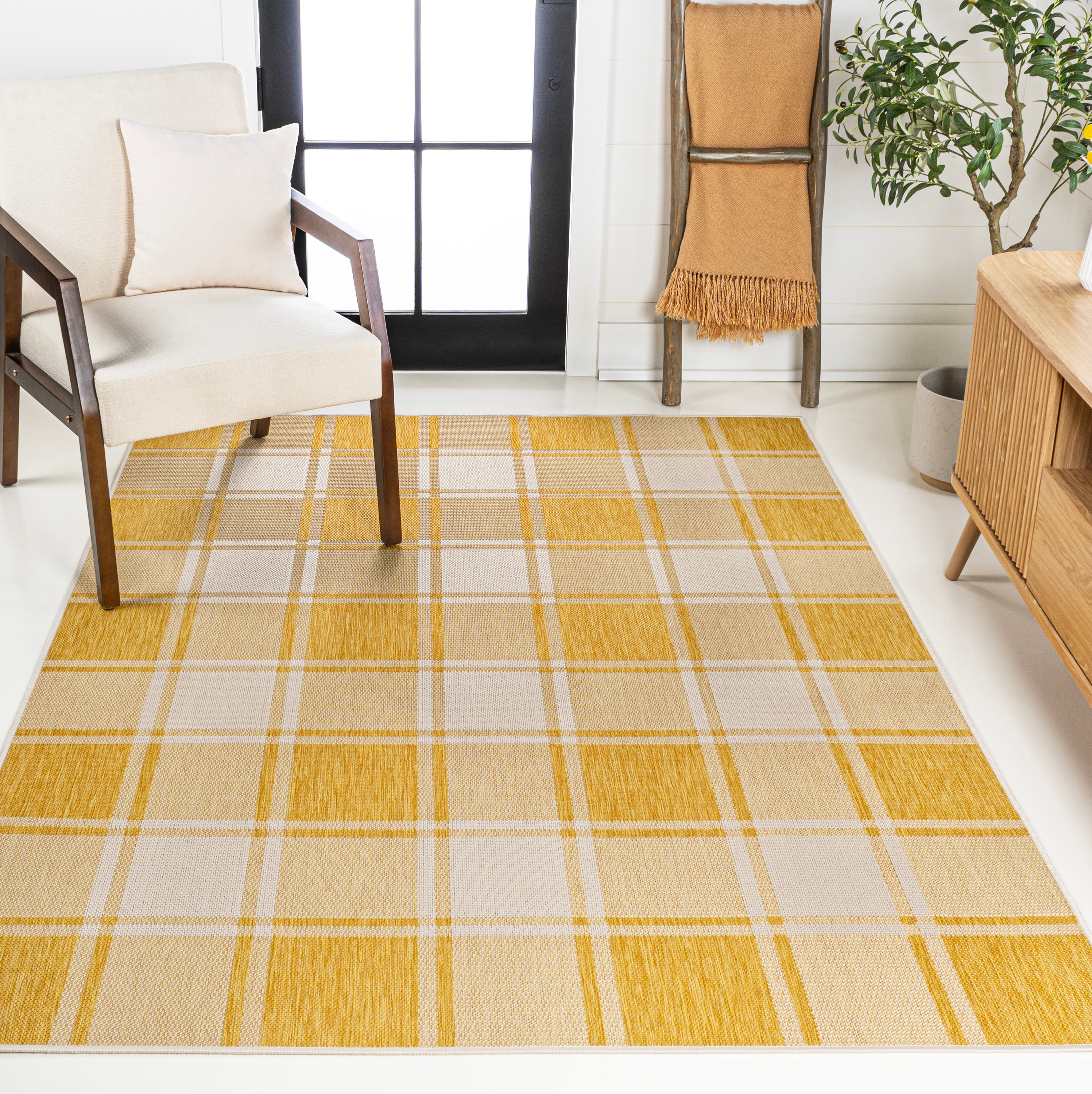 JONATHAN  Y TSN203C-5 TUSCAN SUN Sabine Bold Gingham 5 x 8 (ft) Loomed Polypropylene Yellow/Cream Rectangular Indoor/Outdoor Geometric Farmhouse/Cottage Area rug