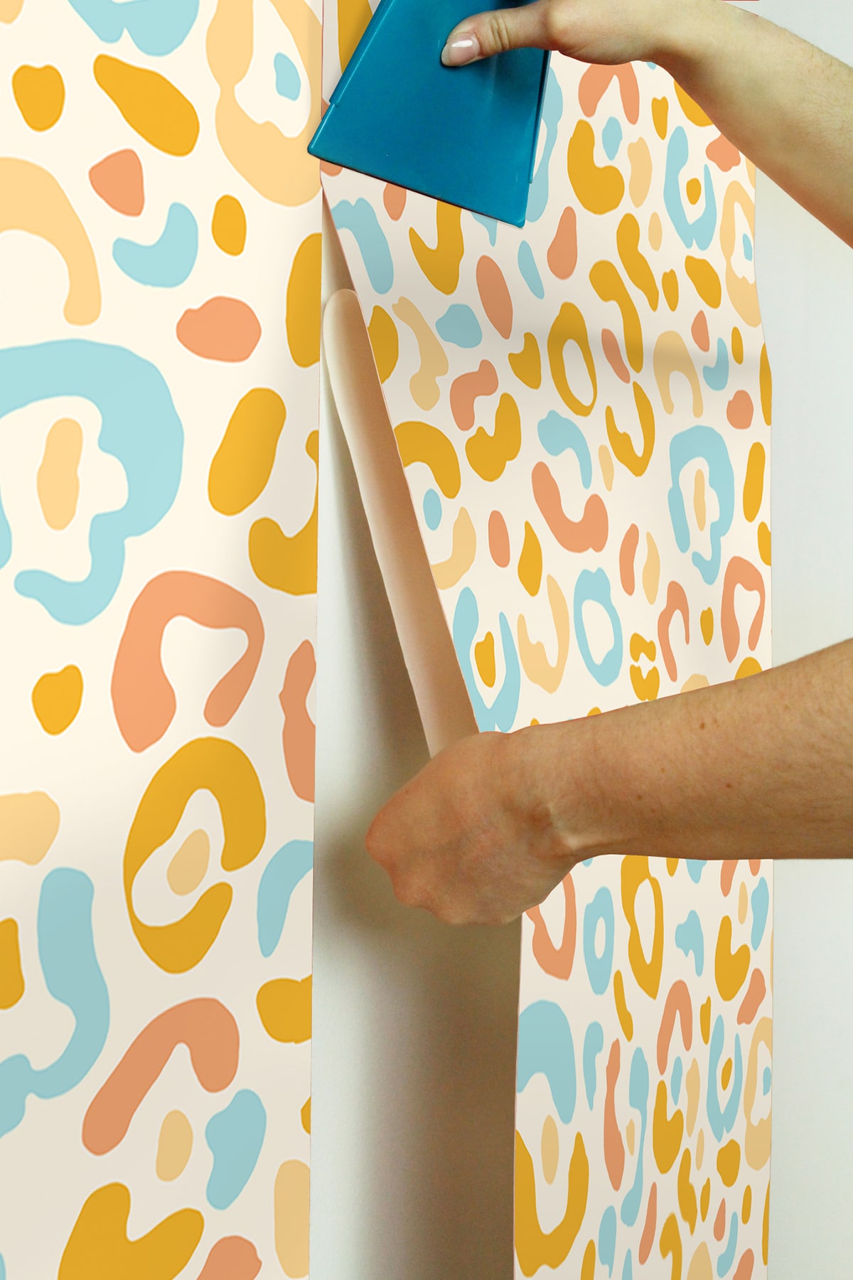Multi Warm Leopard Print Self-Adhesive Wallpaper Roll